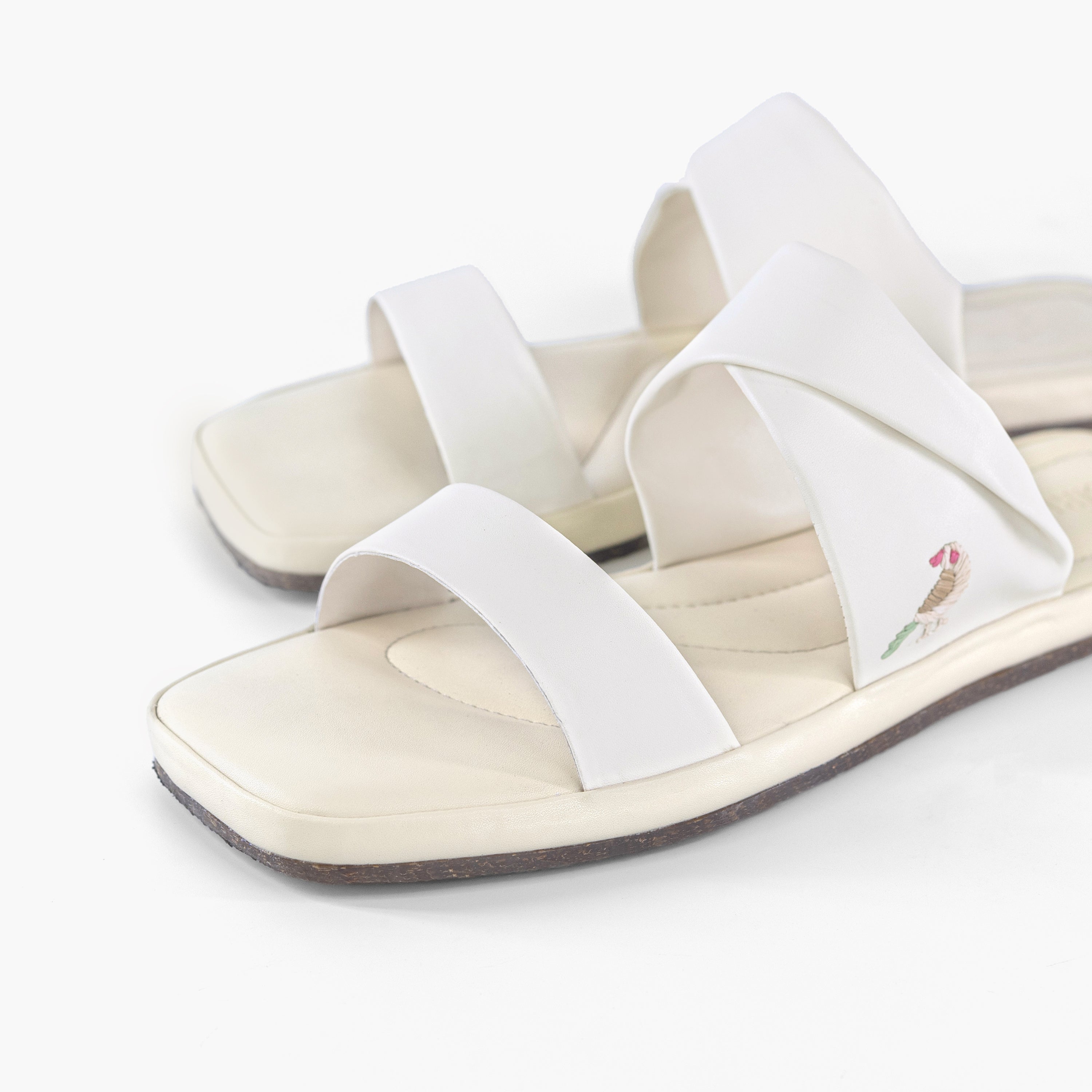 White Chidiya Slides