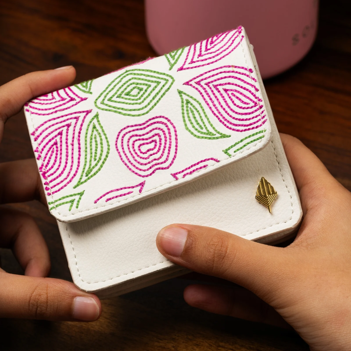 Lana white cardholder