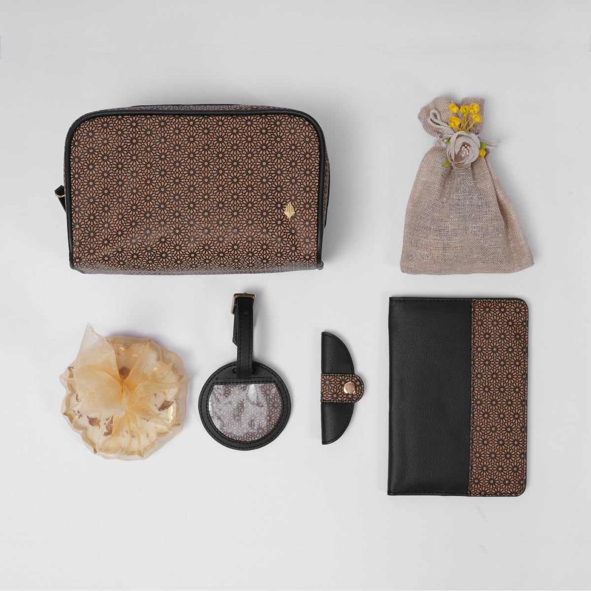 BOX 4: The Voyagers Gift Set