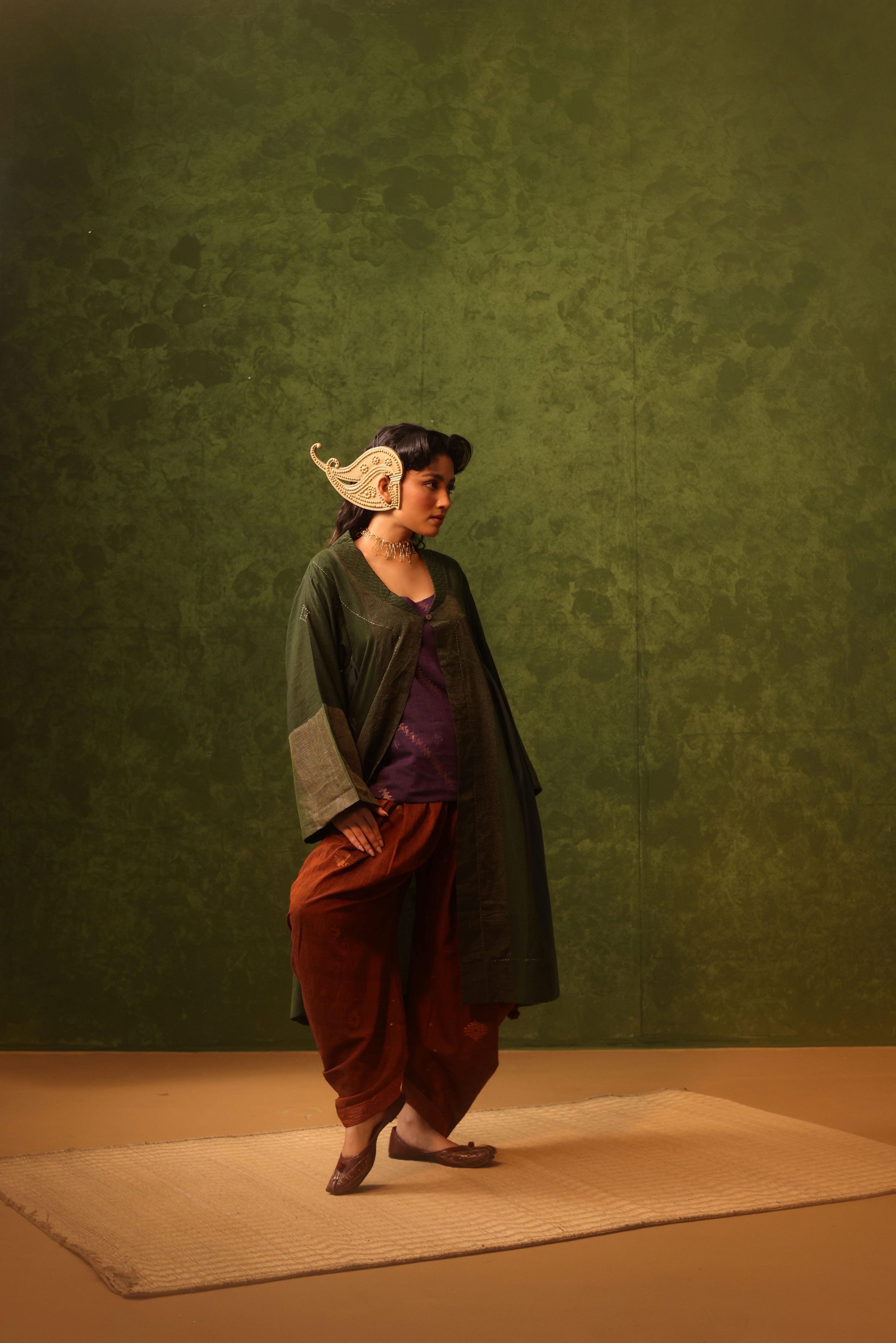 Kamini - Dual Shades Of Blue And Green Handwoven Cotton Jamdani Indo-Western Set