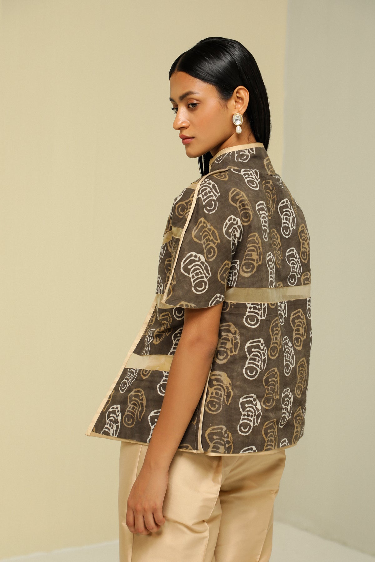 Gold Silk Stripe Lightweight Reversible Short Jacket