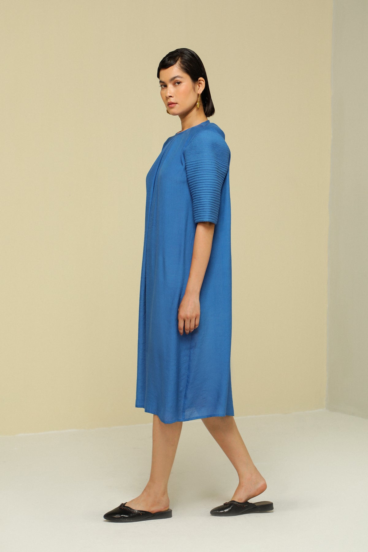 Blue Linen Crepe Fluid Dress