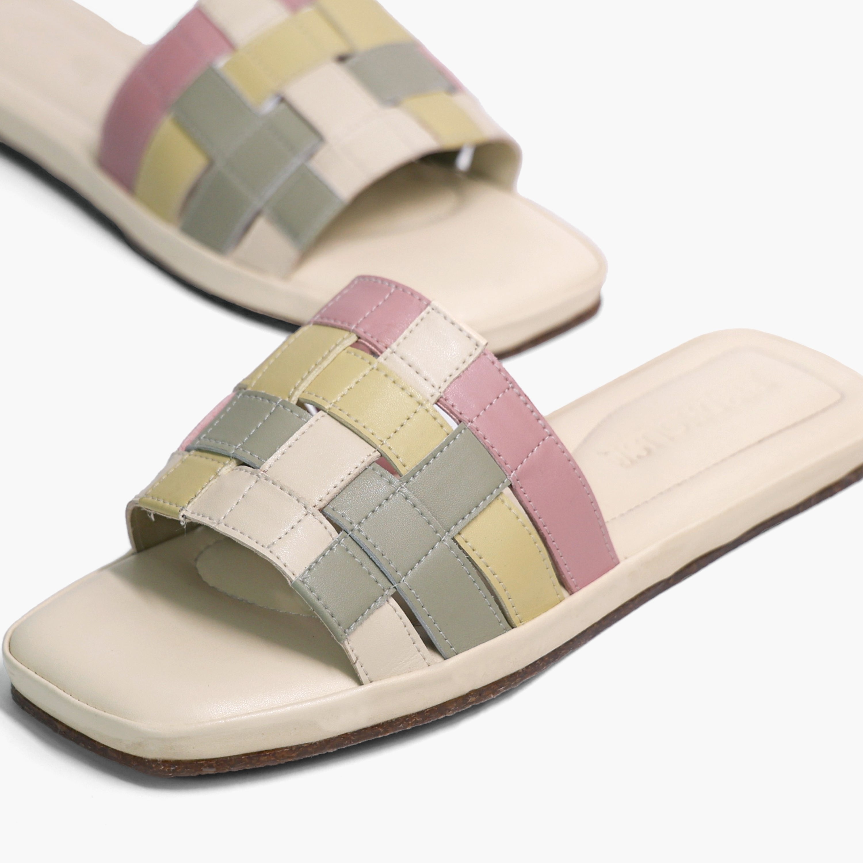 Cream Rangeen Slides