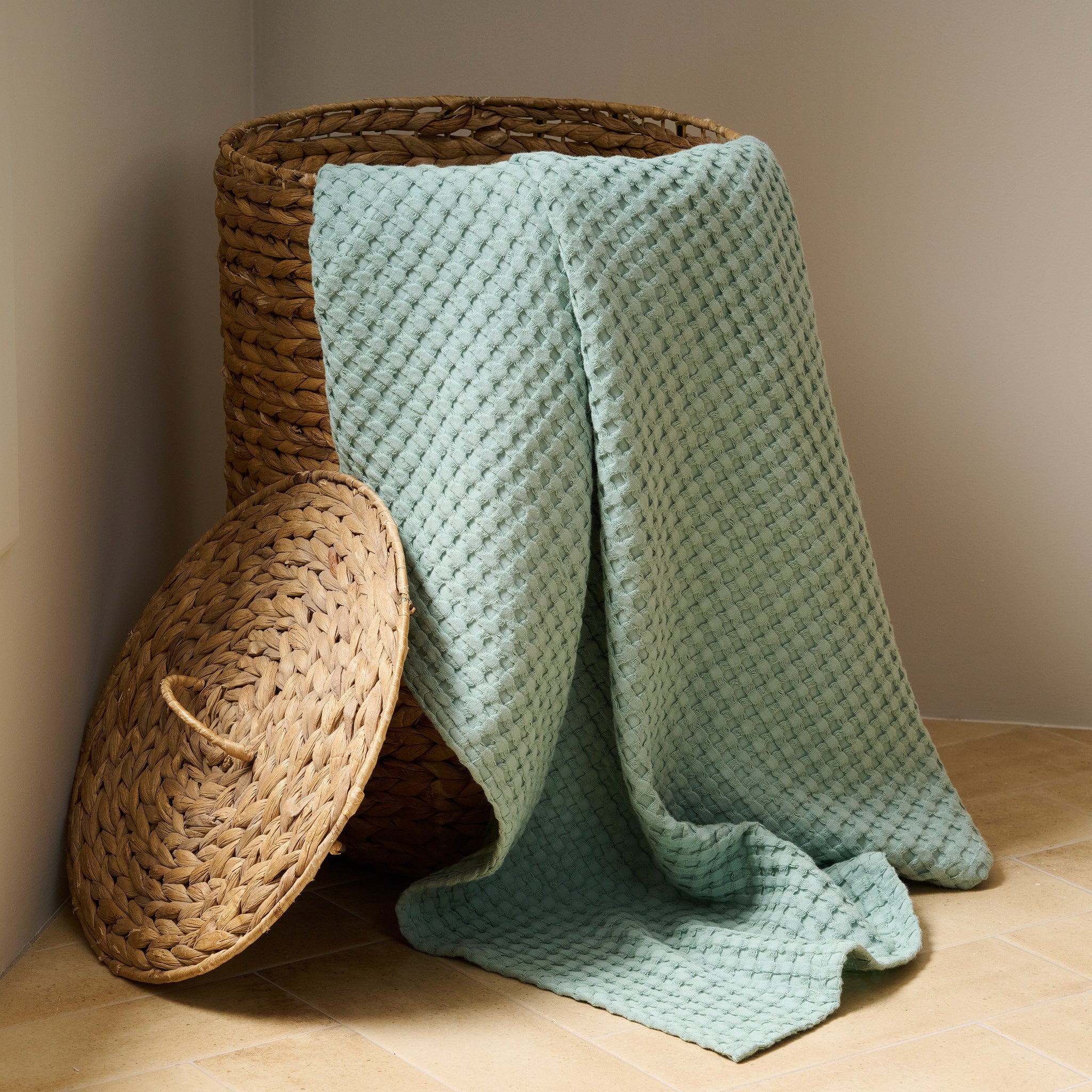 Chalk Cotton Waffle XL Bath Towel
