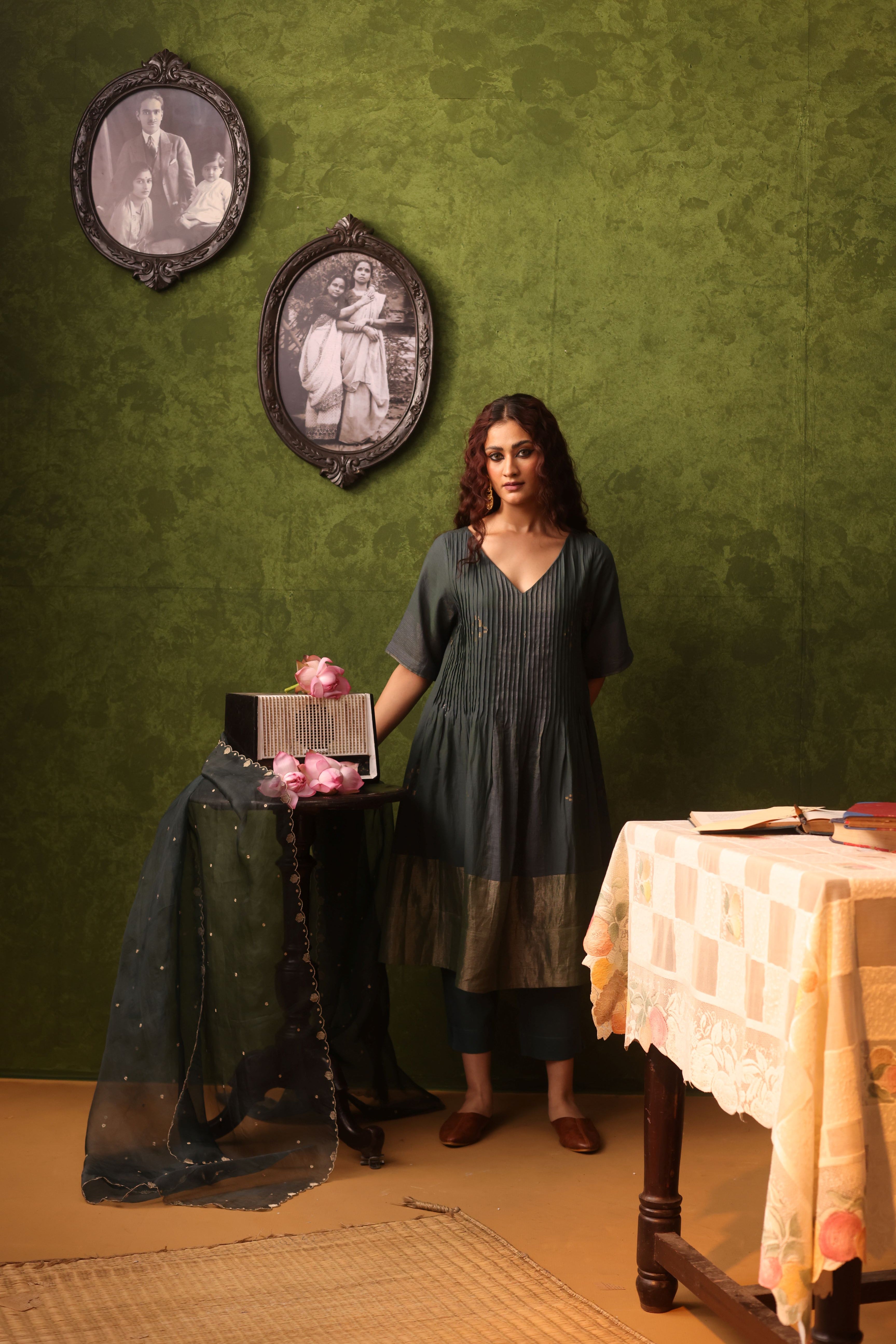 Bindu - Dark Green Handwoven Khadi Straight Fit Pant