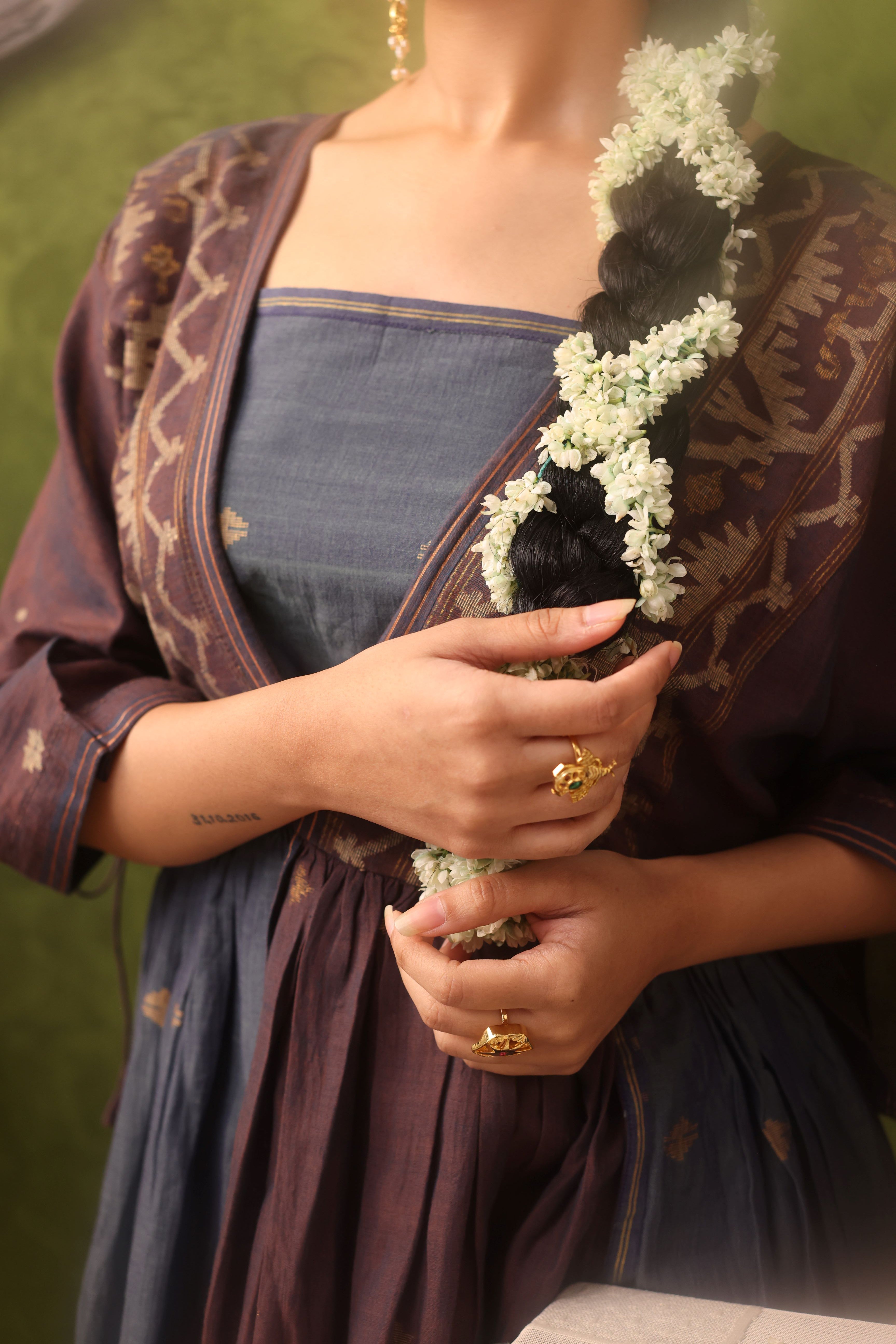 Khwaab - Dual Shades Of Blue And Purple Handwoven Cotton Jamdani Dress