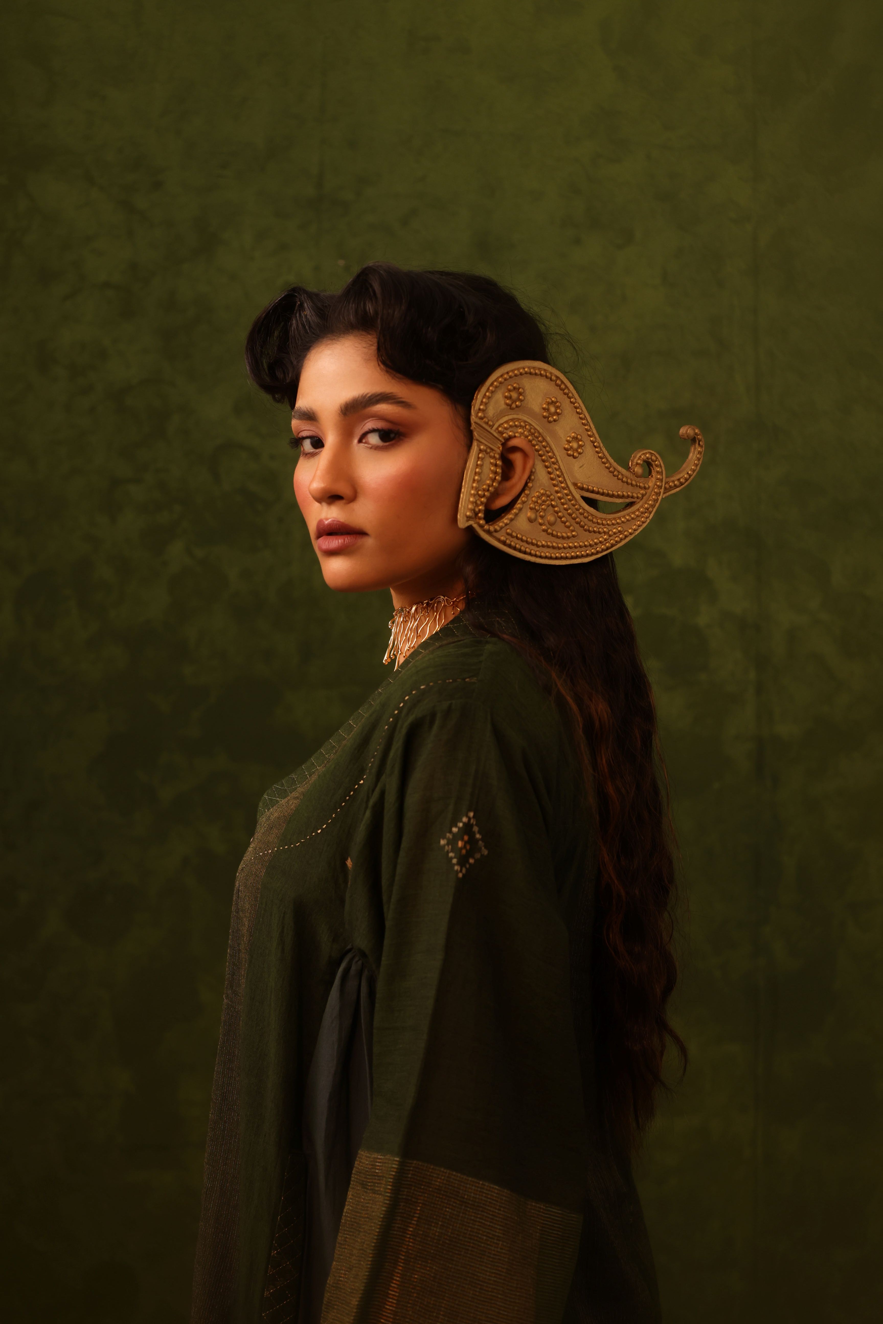 Kamini - Dual Shades Of Blue And Green Handwoven Cotton Jamdani Indo-Western Set