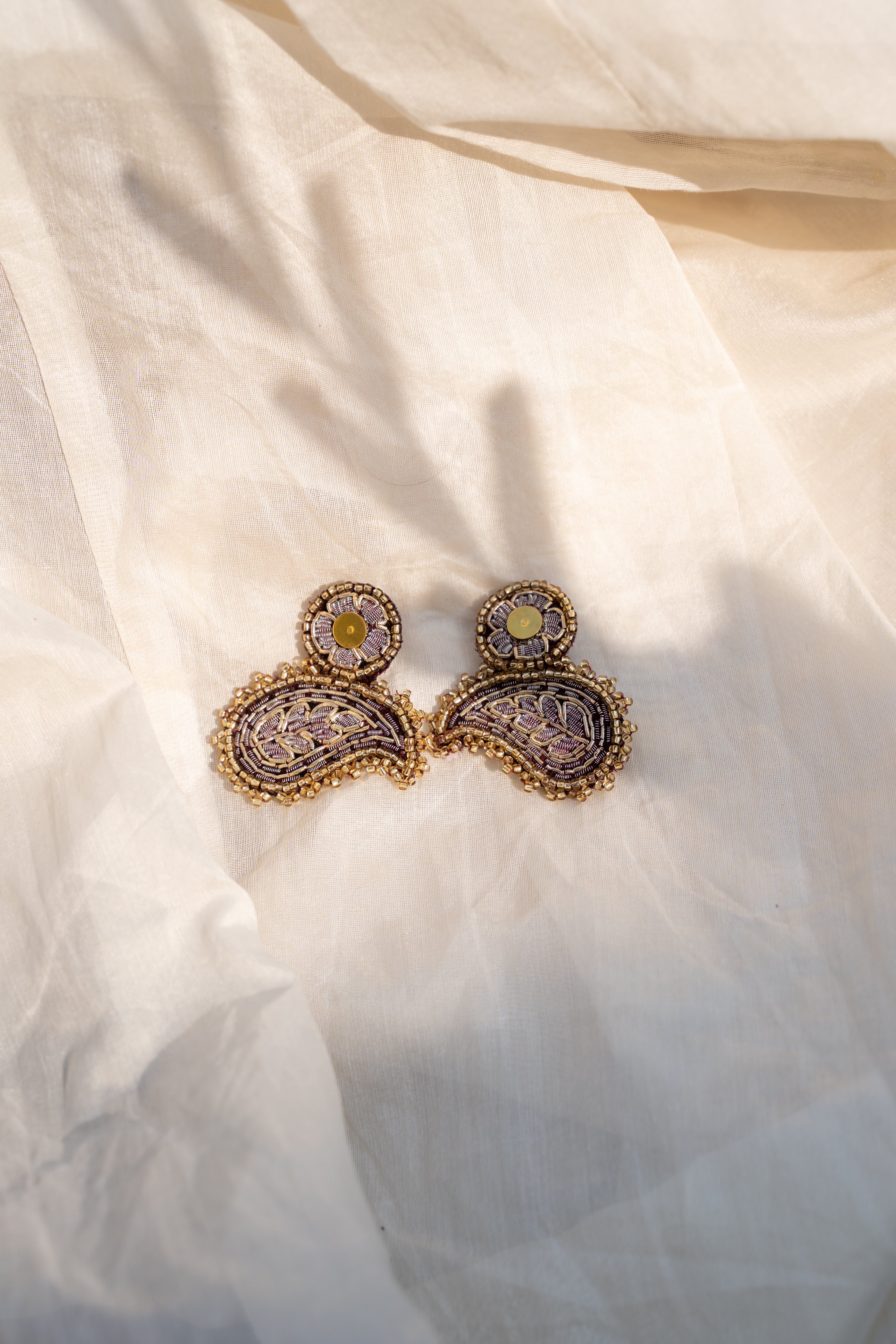 Paisley Earring Done With Gold Zari