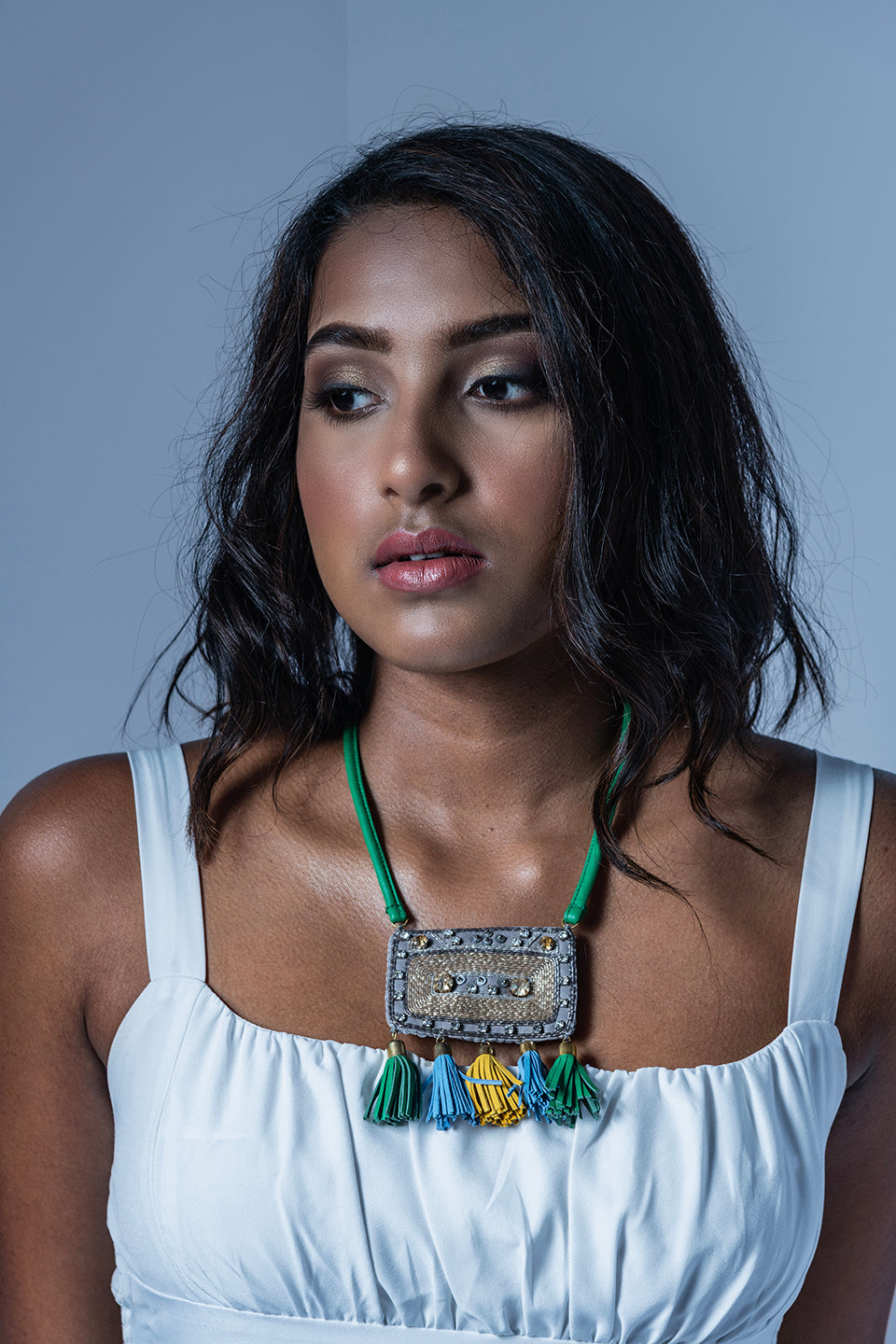 Retro Cas - Grey Recycled Leather Neckpiece