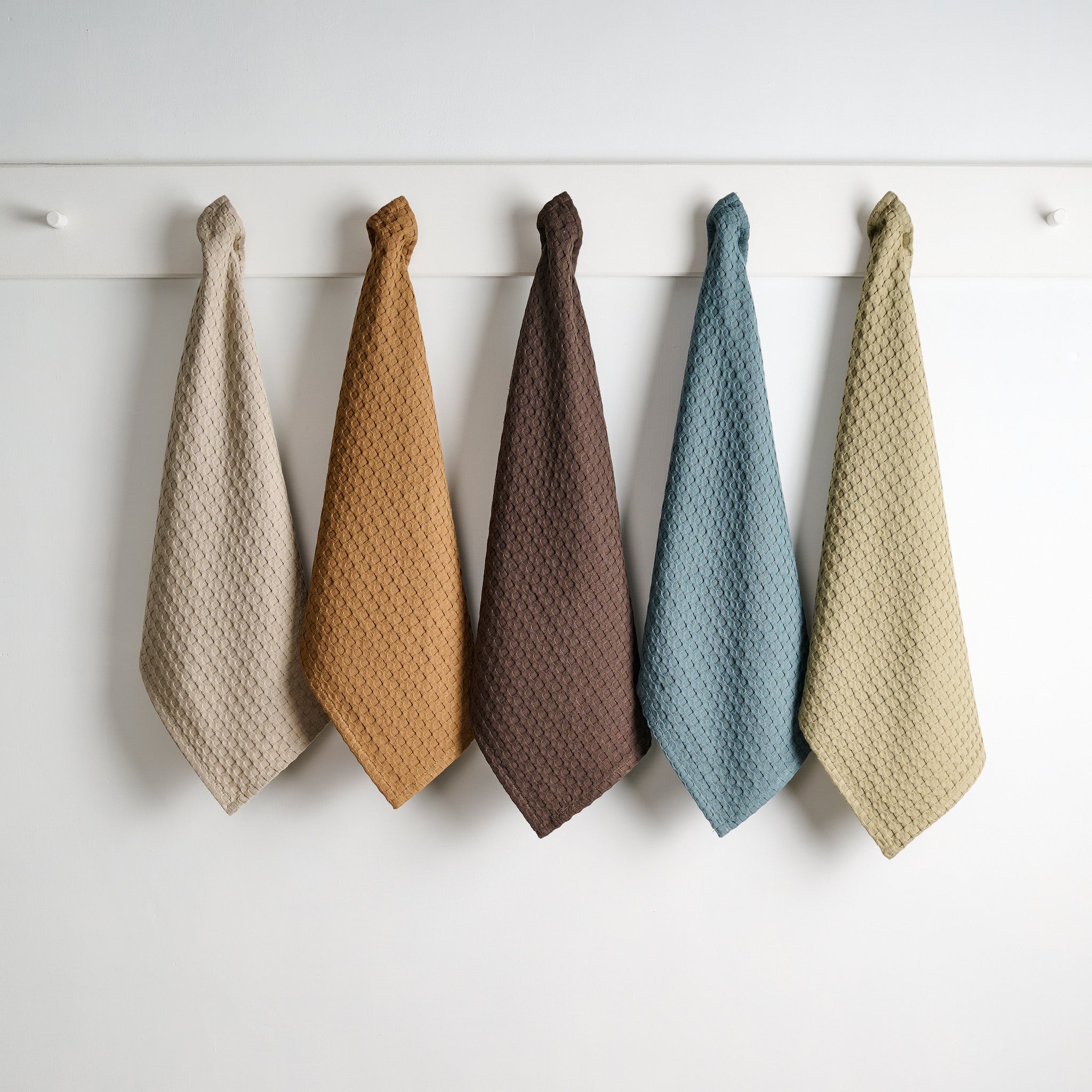 Beehive Cotton Bamboo Waffle Towel