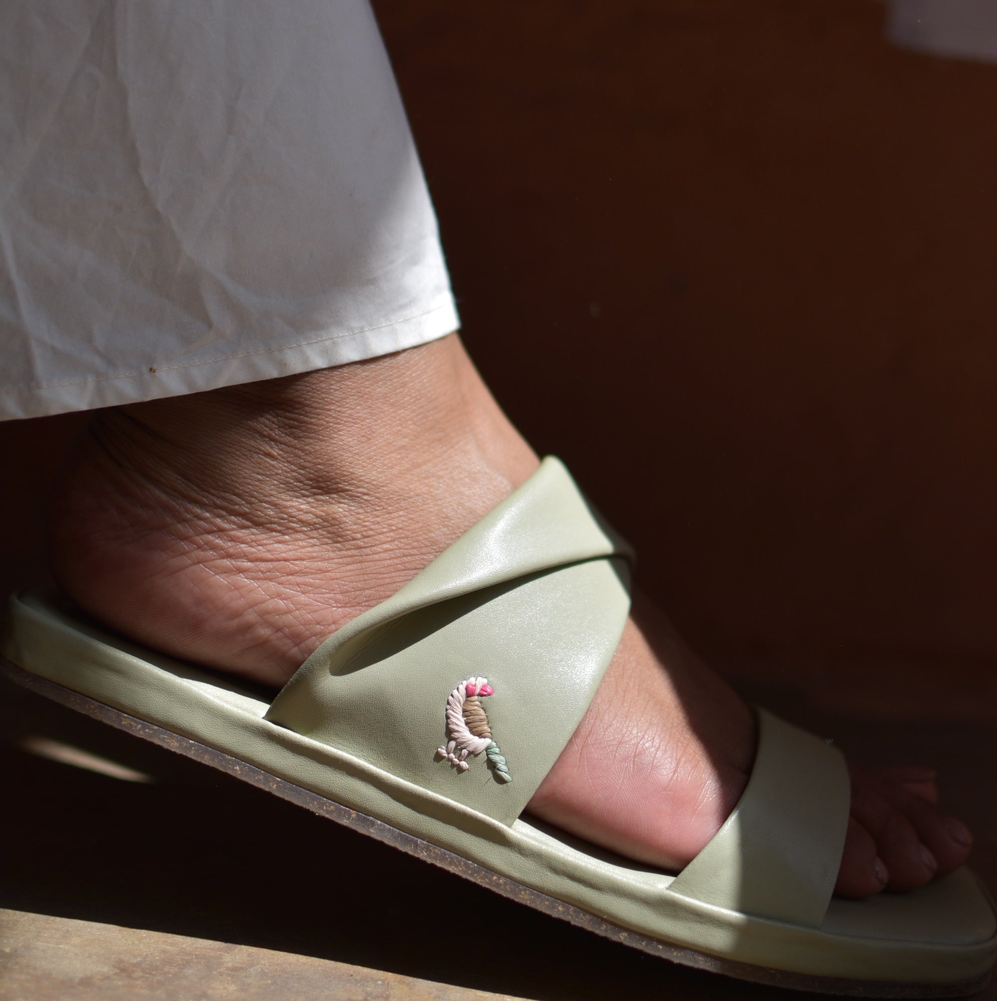 Sage Green Chidiya Slides