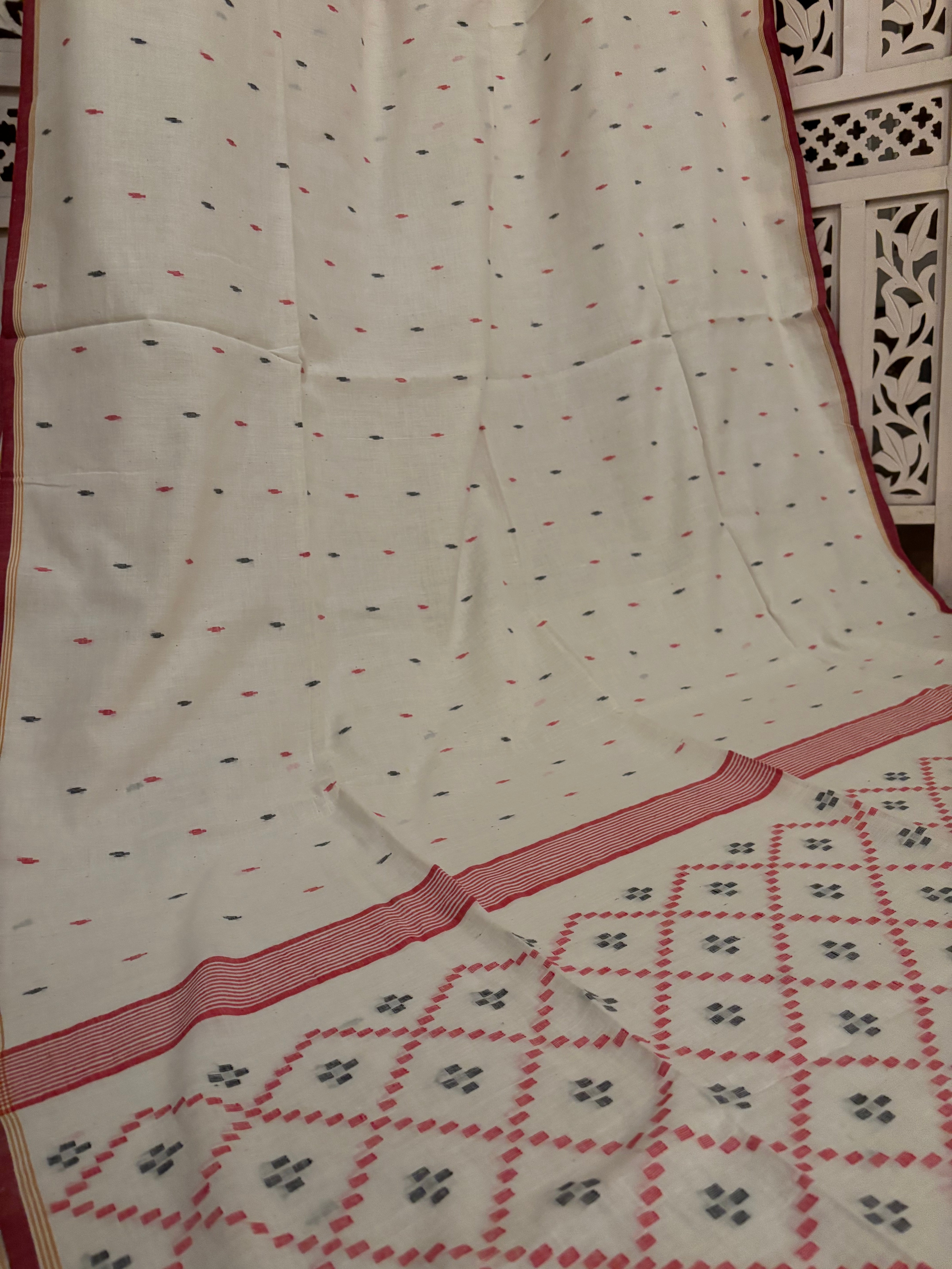 Adhuna - Off White Handspun Cotton Jamdani Saree