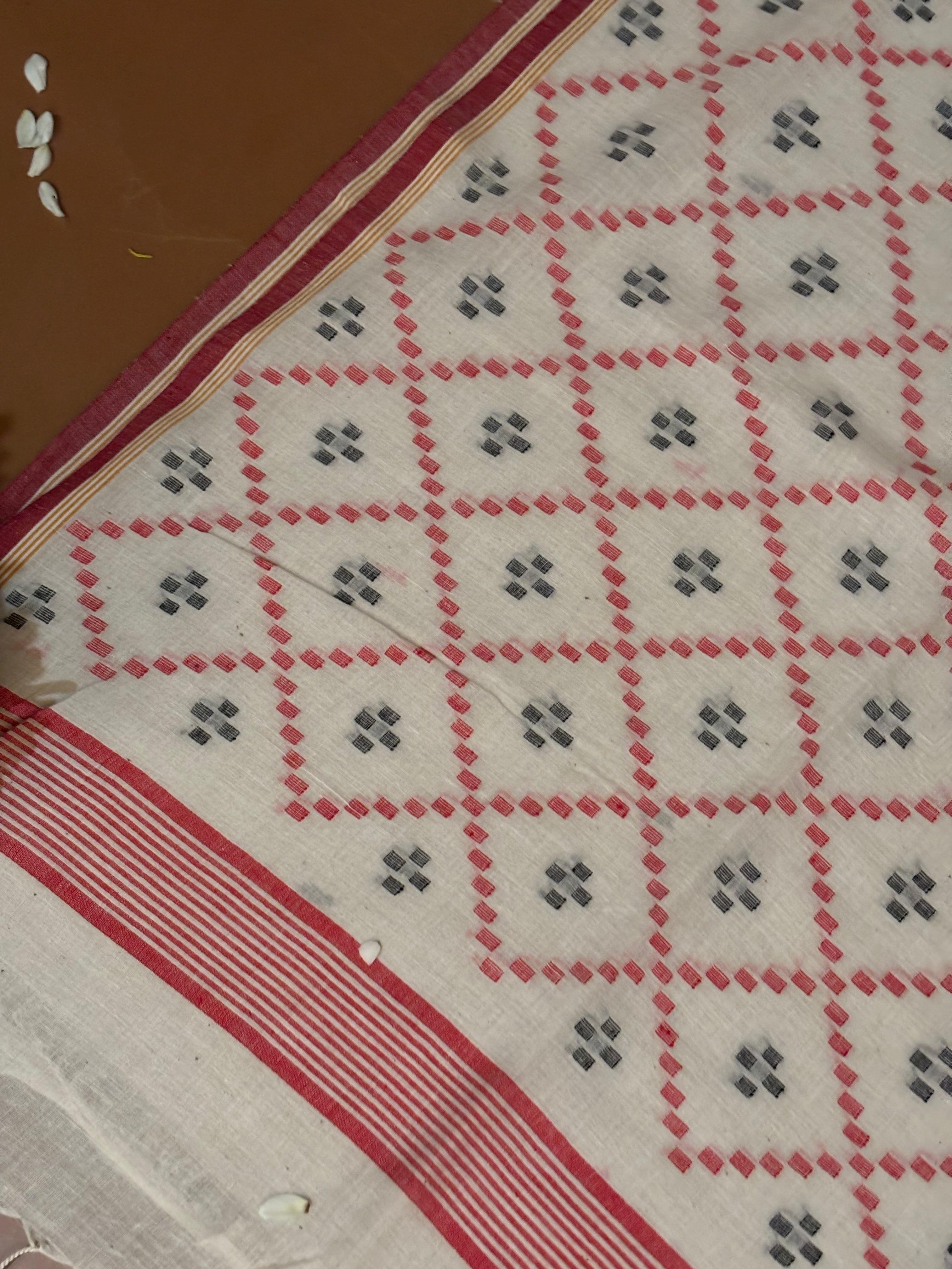 Adhuna - Off White Handspun Cotton Jamdani Saree