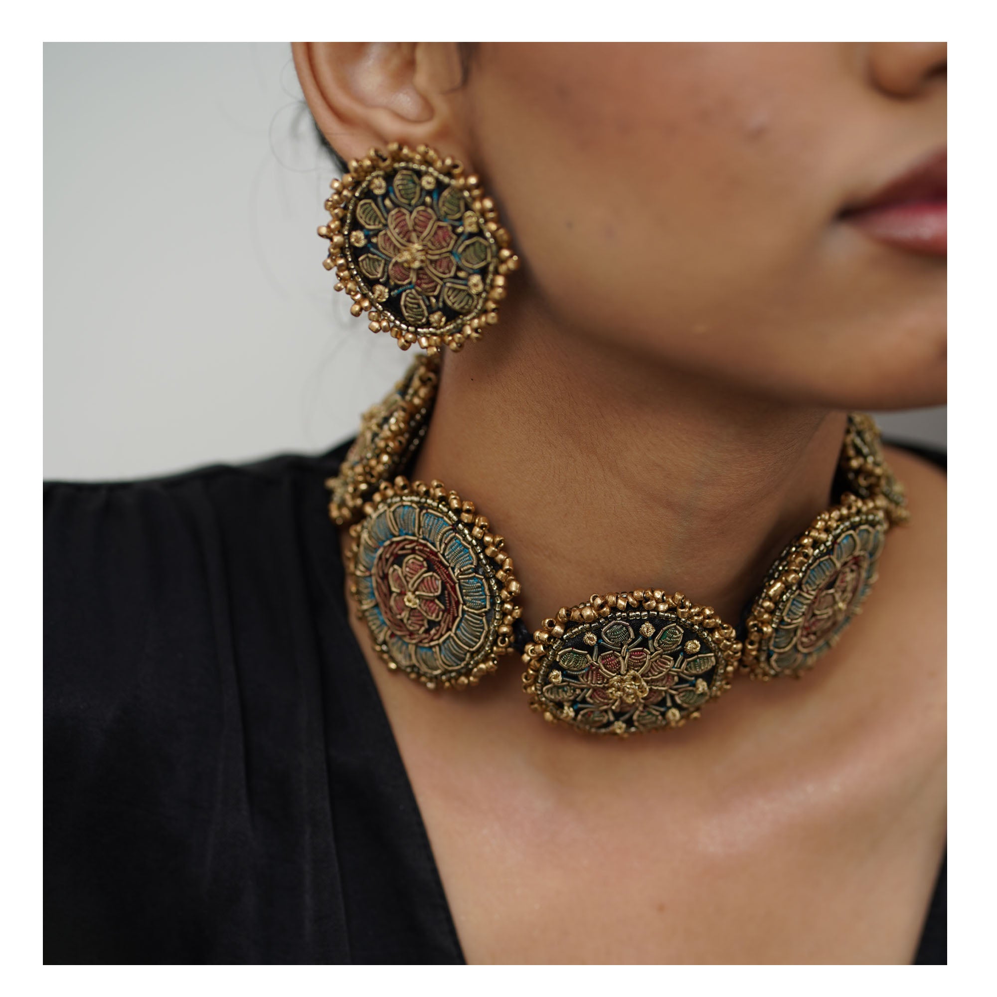 Meerabai - Handcrafted Kora Dabka Choker