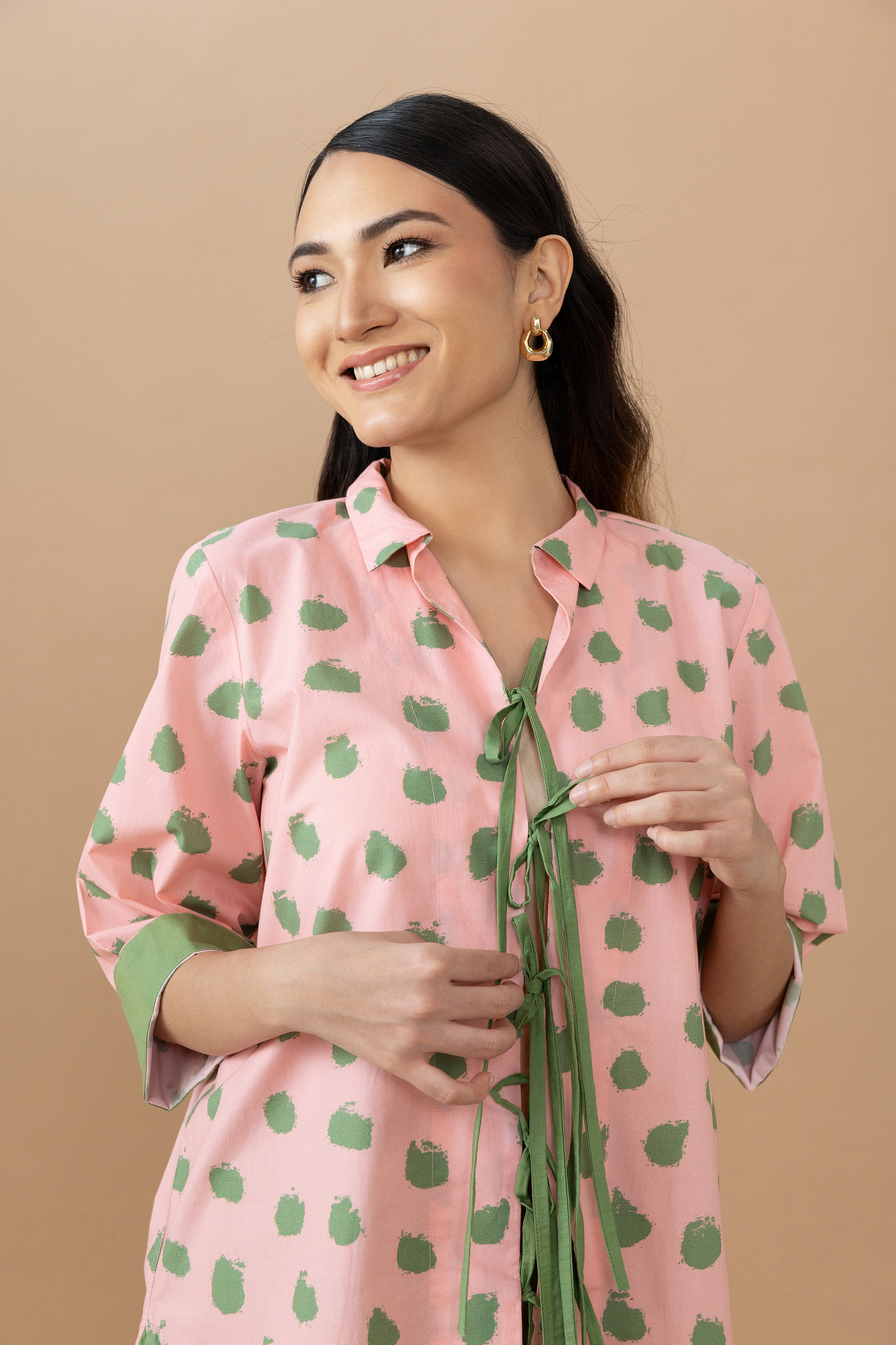 Krista Shirt - Dot Matrix Quartz Pink