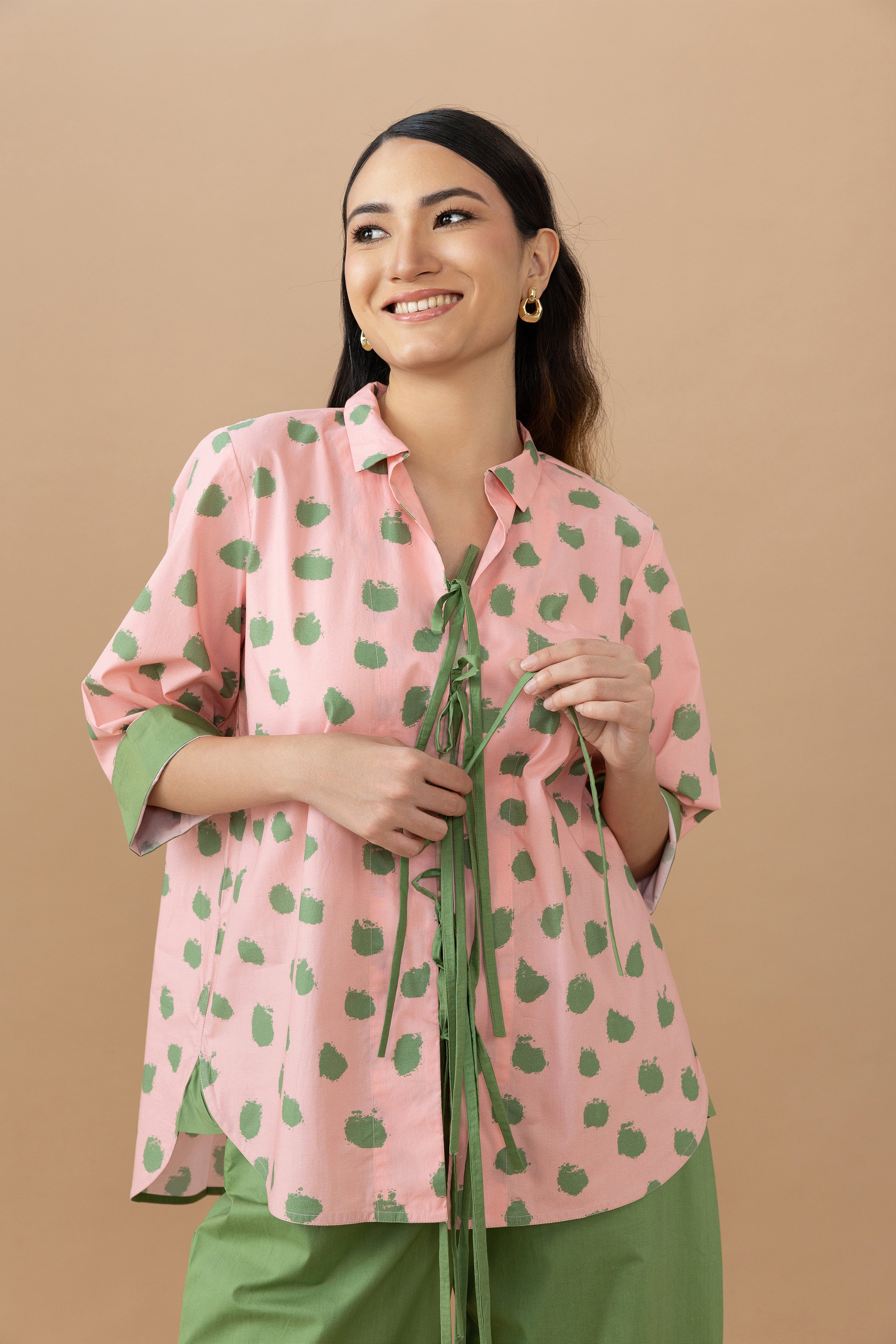 Krista Shirt - Dot Matrix Quartz Pink