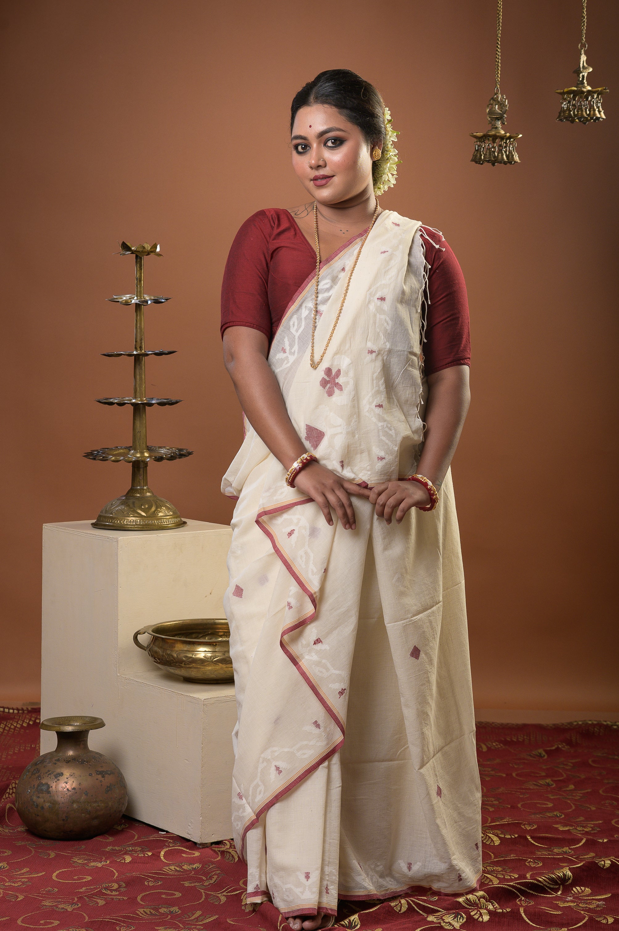 Ashalata - Off White Handspun Cotton Jamdani Saree