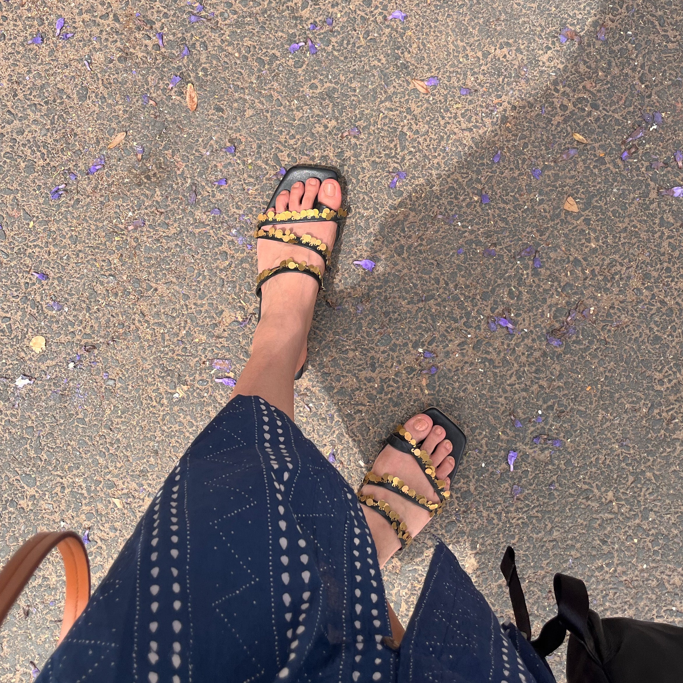 Midnight Black Bulbul Flats