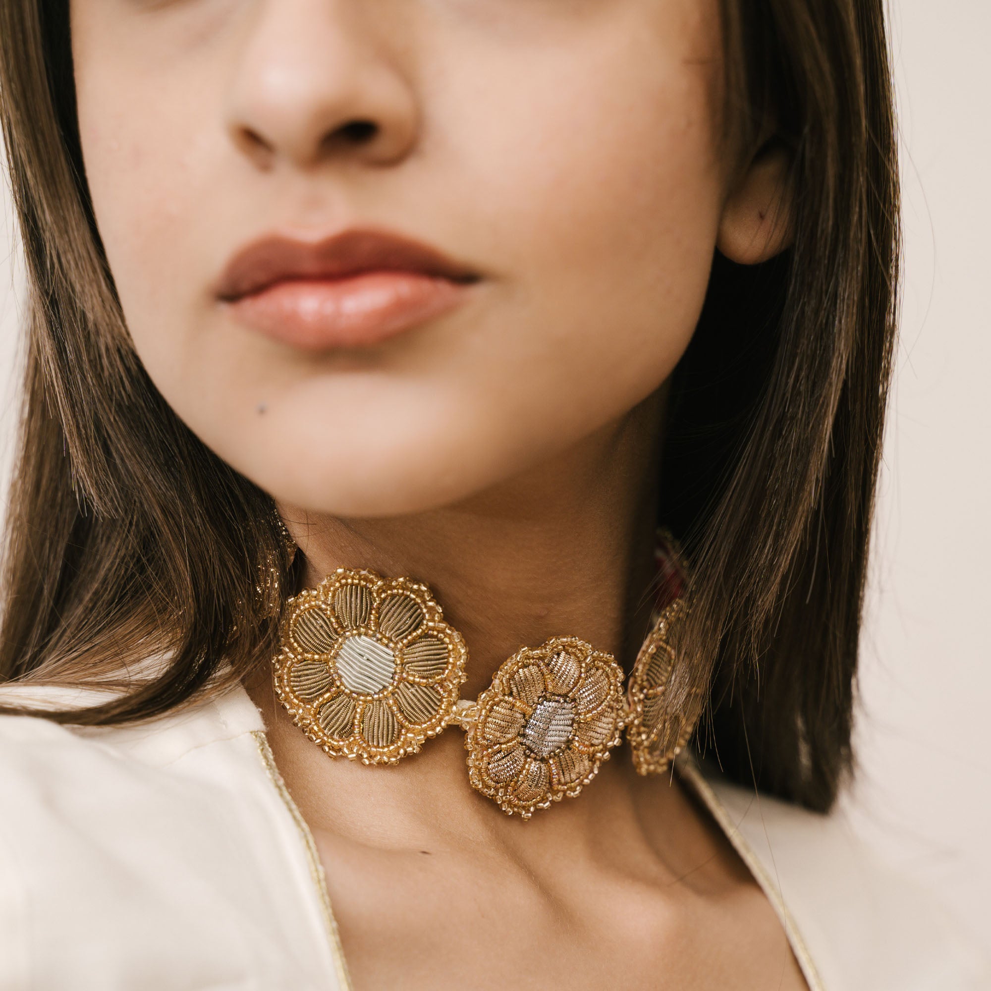 Guldasta - Gold And Silver Choker