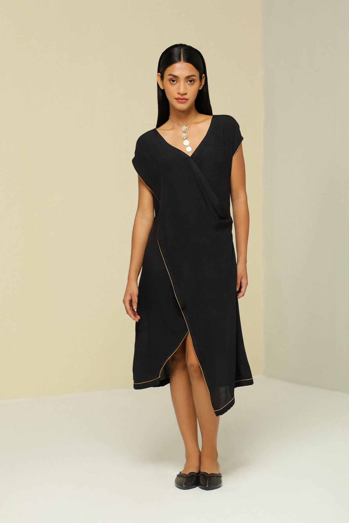 Black Linen Crepe Fluid Dress