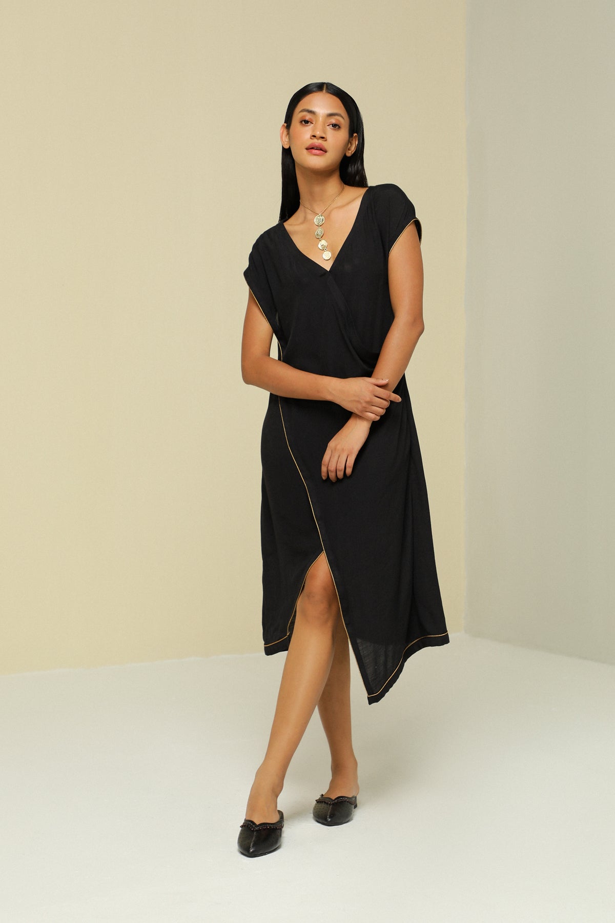 Black Linen Crepe Fluid Dress