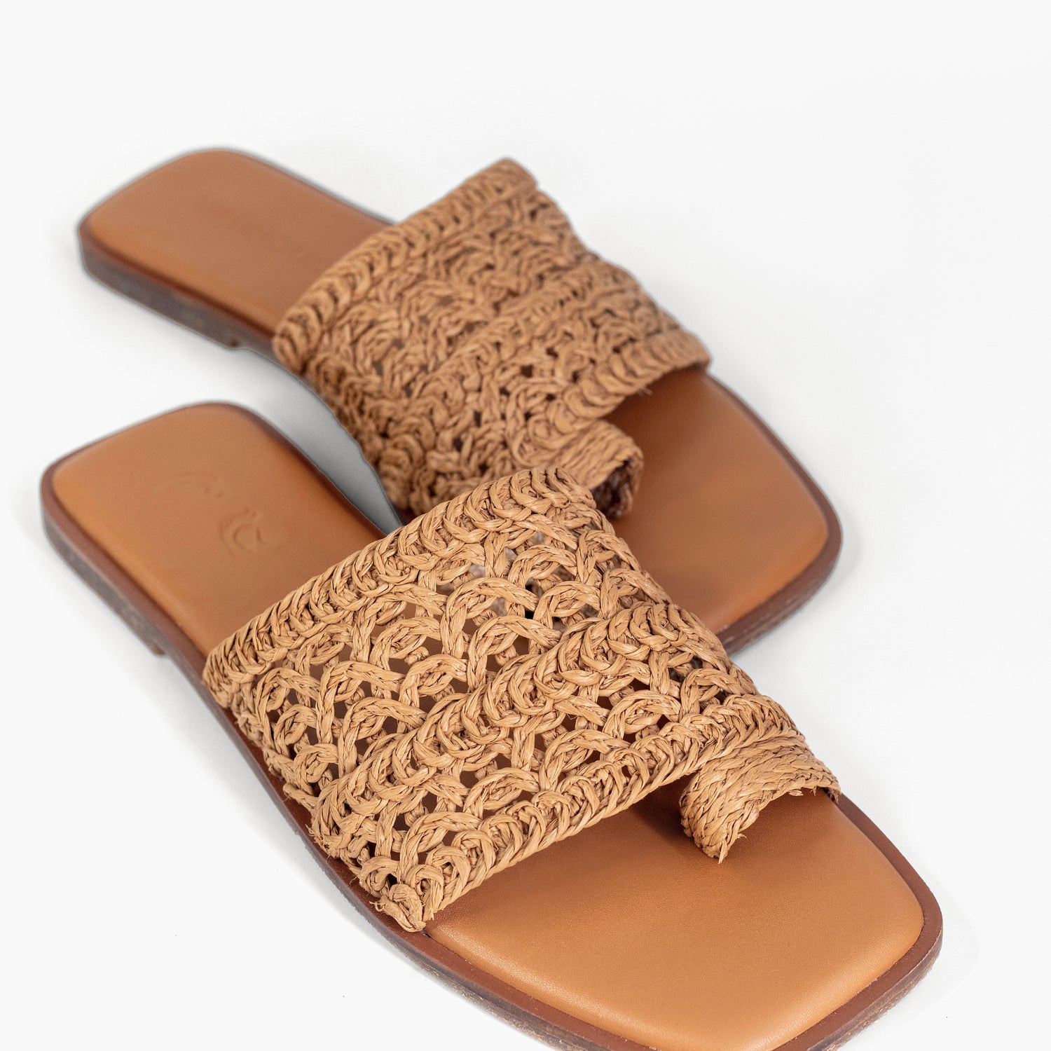 Baya Slides- Tan