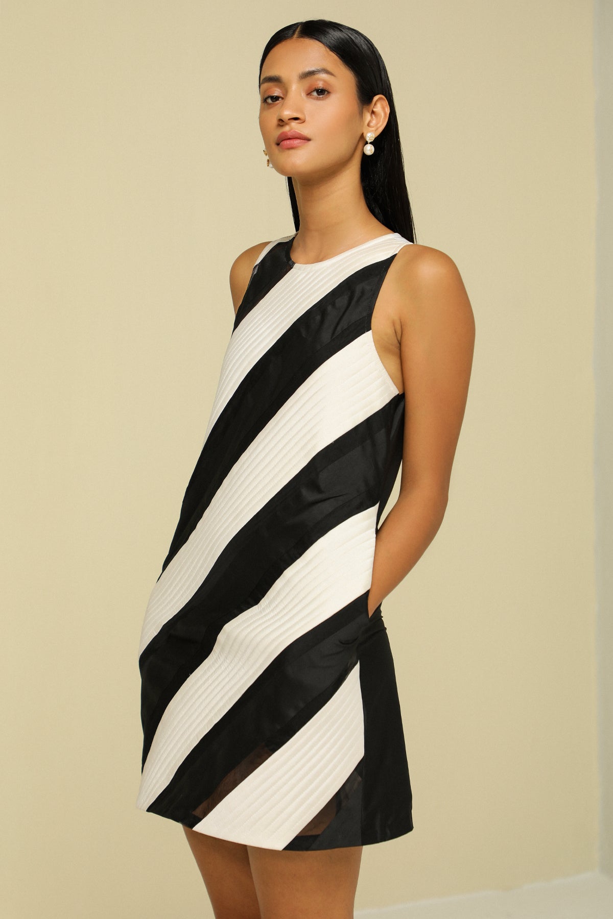Black And White All Weather Silk Diagonal Dress