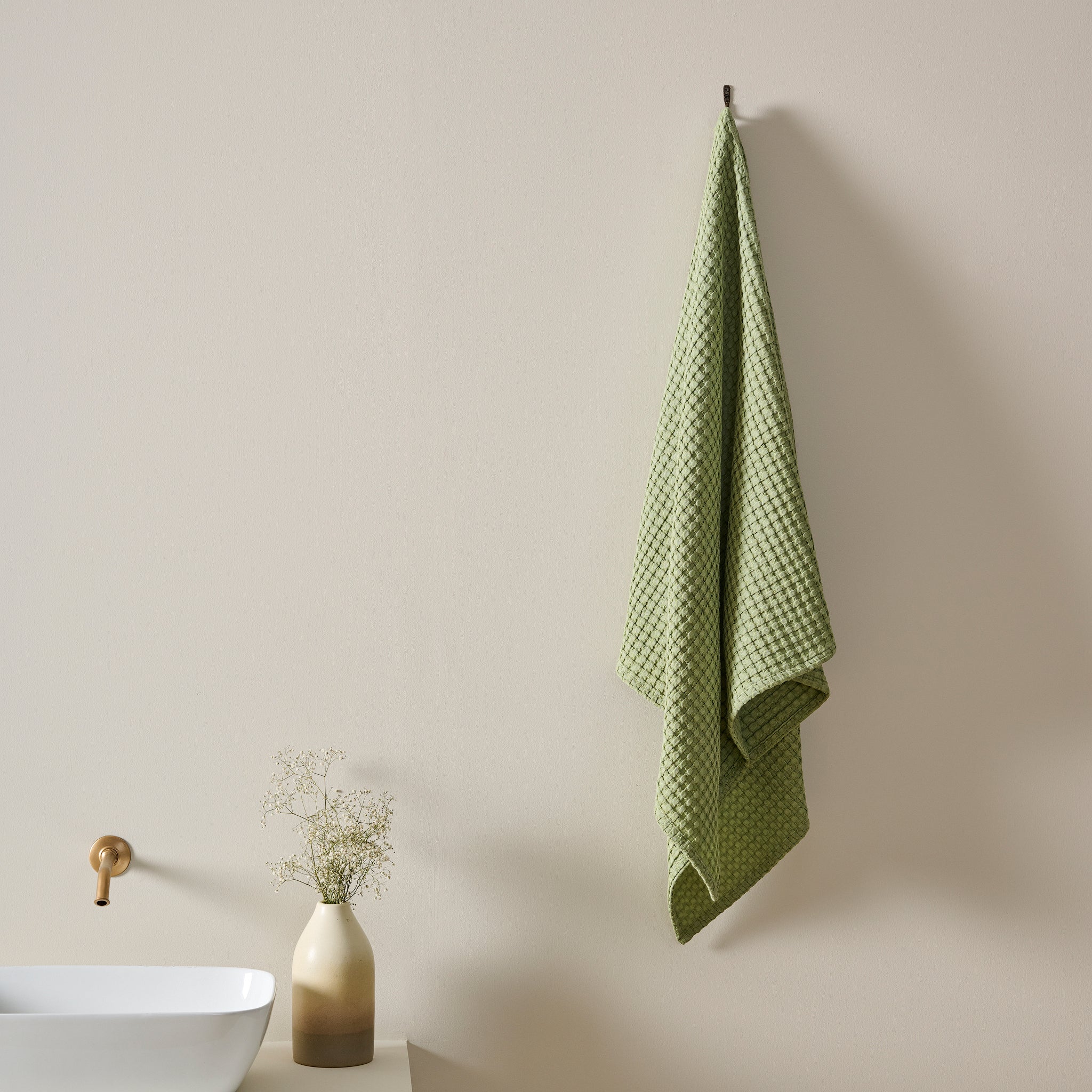 Chalk Cotton Waffle XL Bath Towel