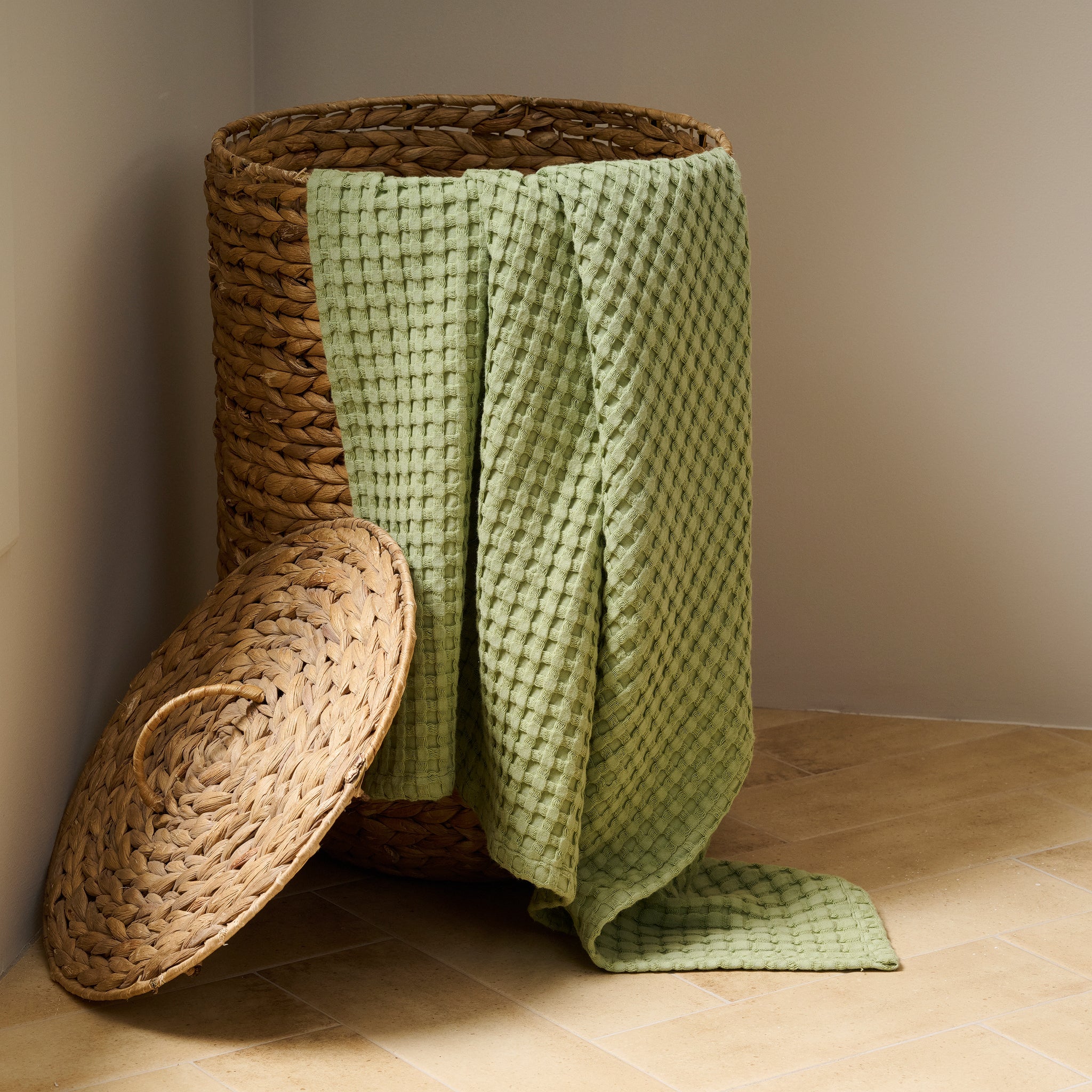 Chalk Cotton Waffle XL Bath Towel