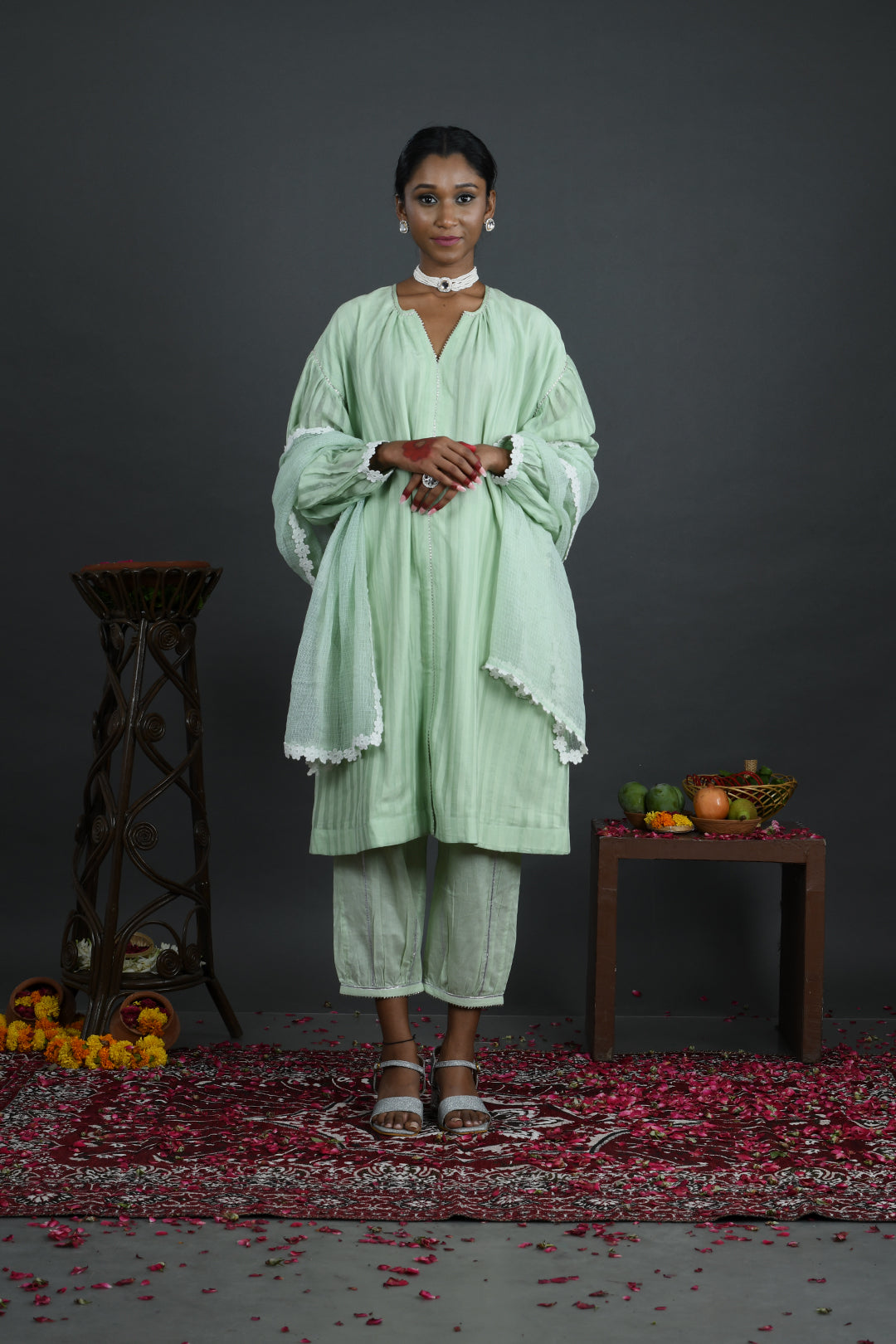 Bagiya - Green Handloom Chanderi Drop Shoulder Kurta Set