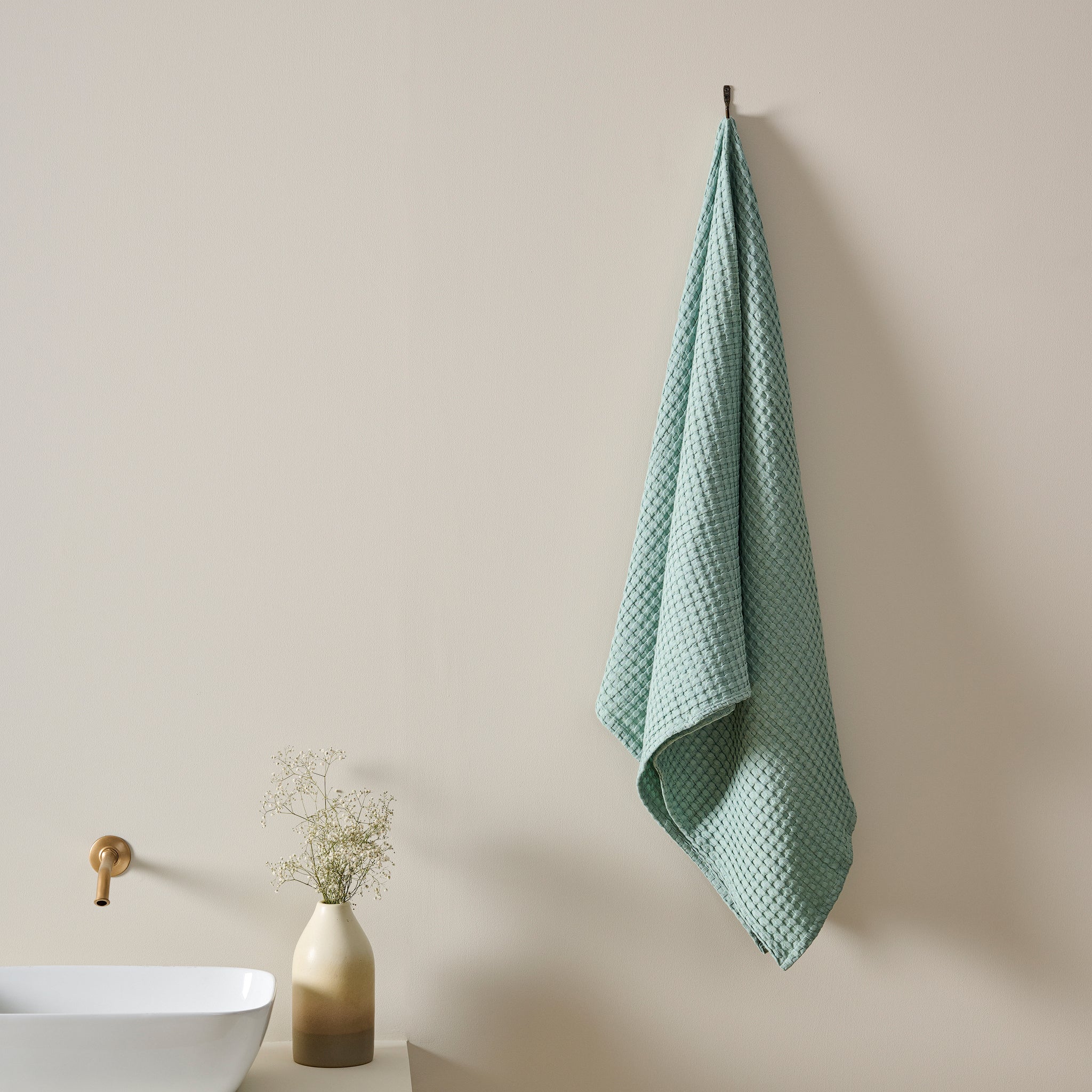 Chalk Cotton Waffle XL Bath Towel