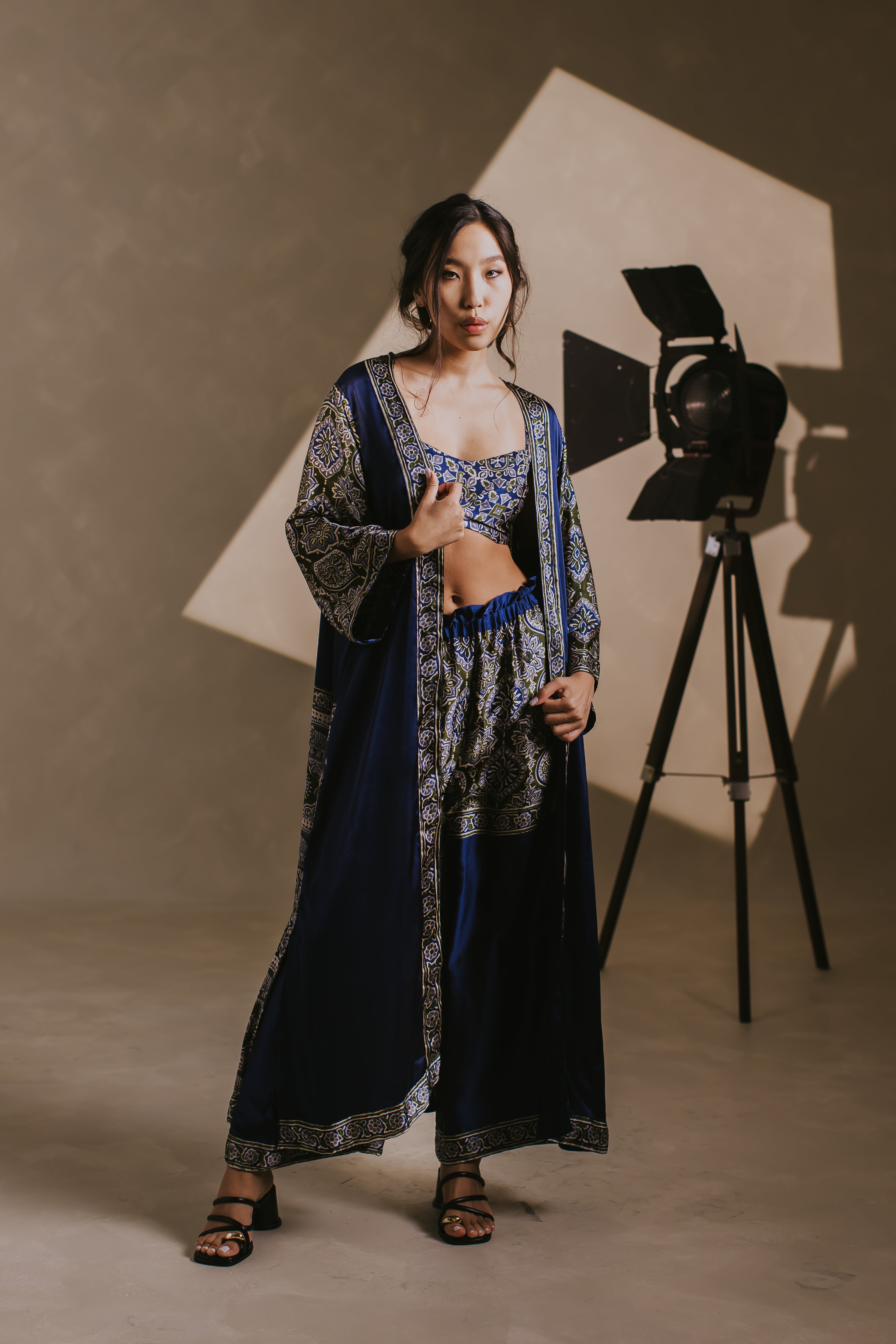 Ultramarine Modal Silk Breeze Kimono