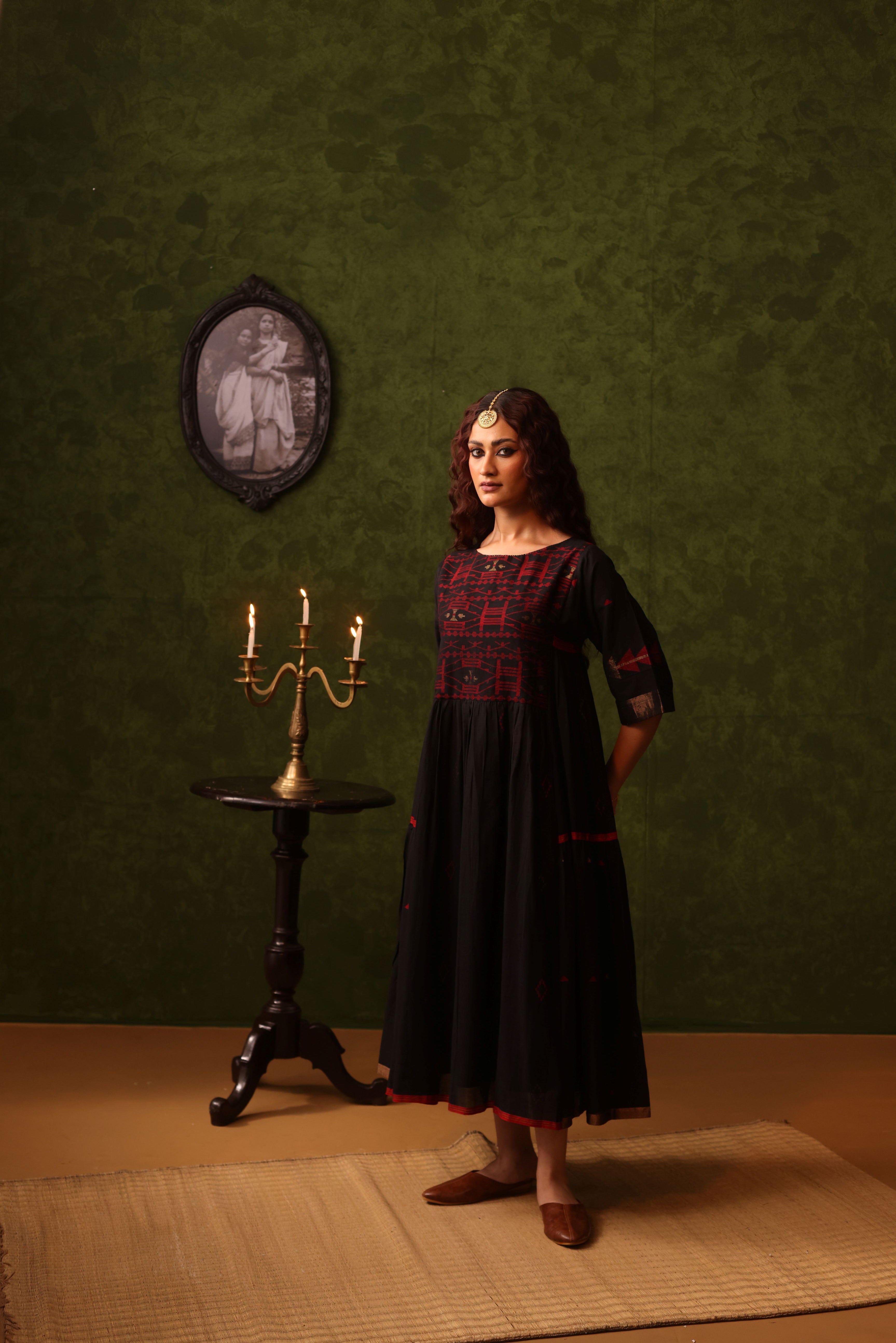 Noor - Black And Red Handwoven Cotton Jamdani Zari Dress