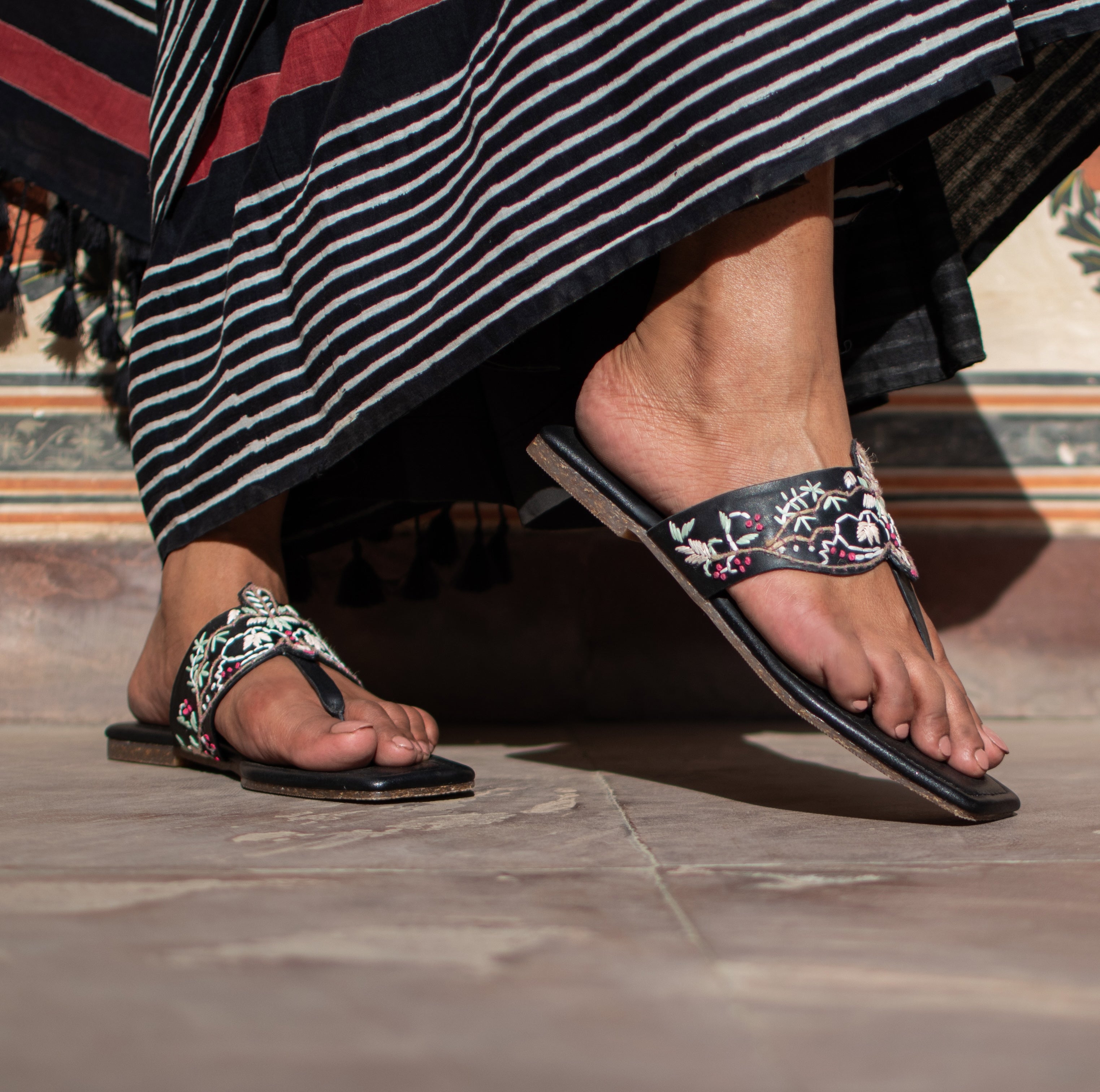 Black Panchi Flats