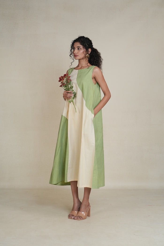Green And Off-White Cotton Poplin Wavy Dress