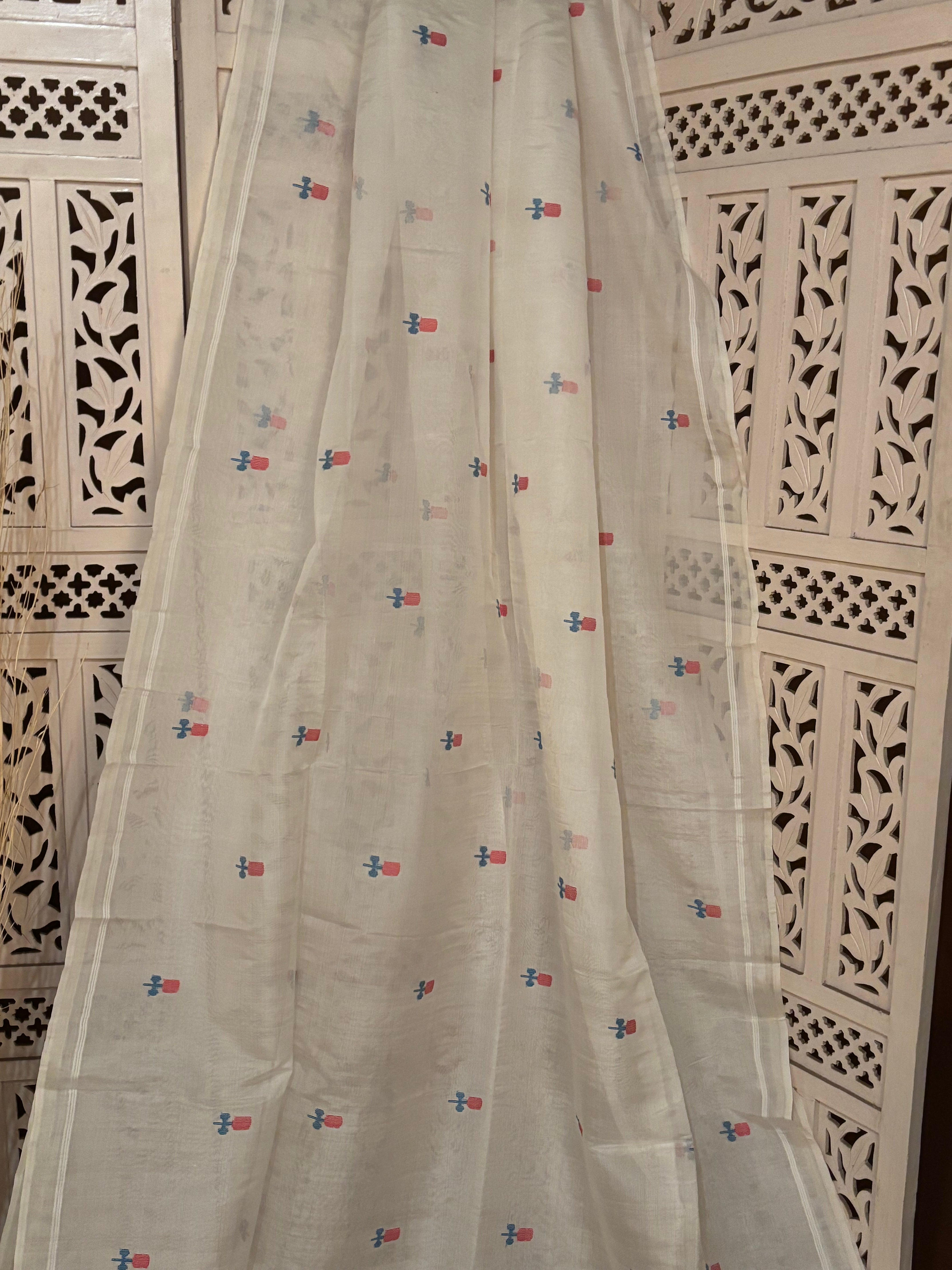 Saira - White Handwoven Silk Jamdani Saree