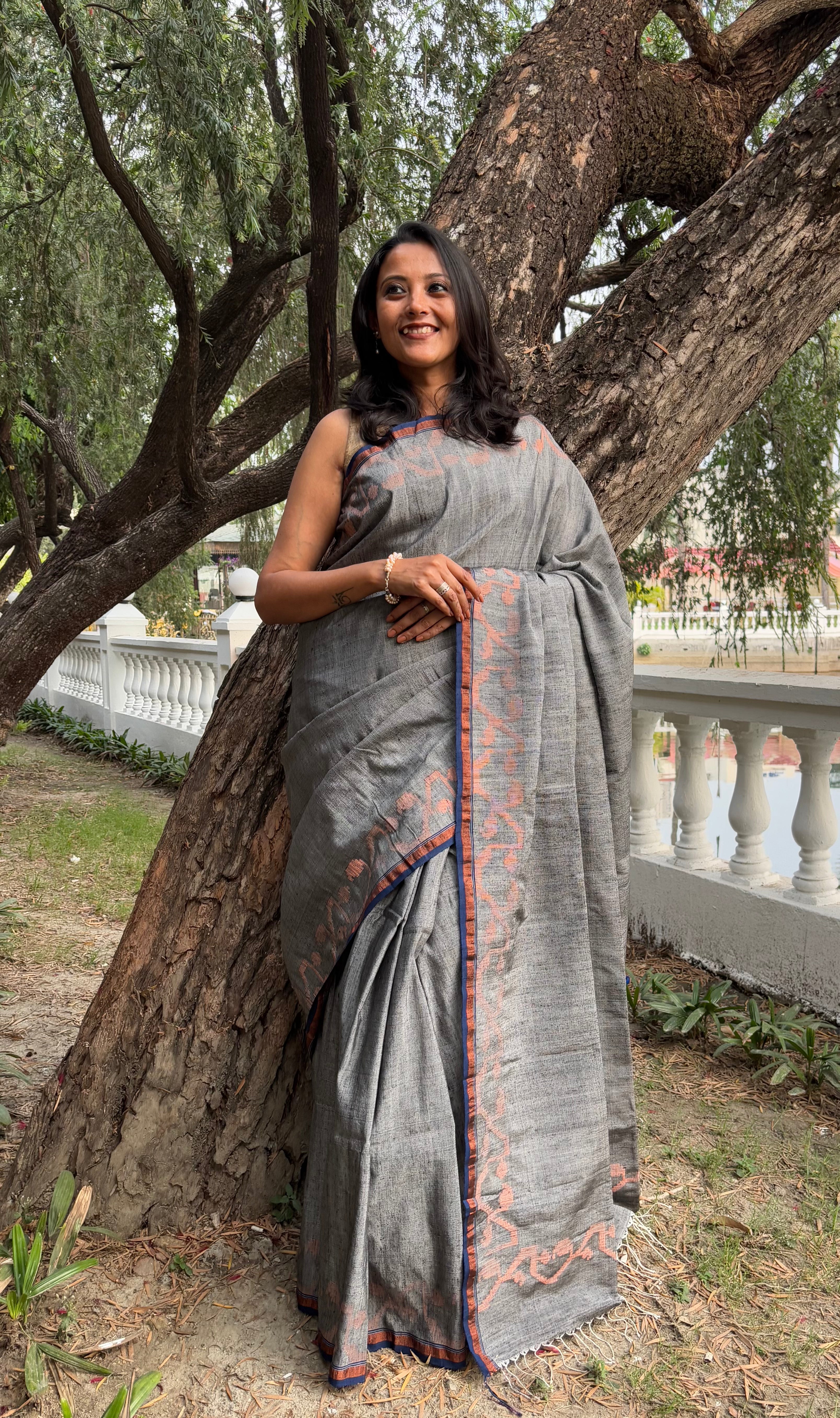 Adhunika - Slate Grey Handwoven Matka jamdani saree