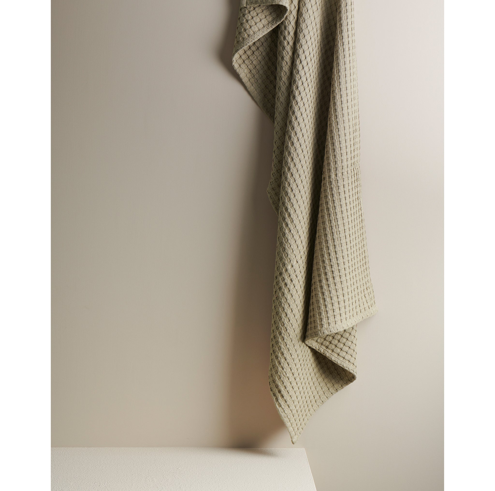 Beehive Cotton Bamboo Waffle Towel