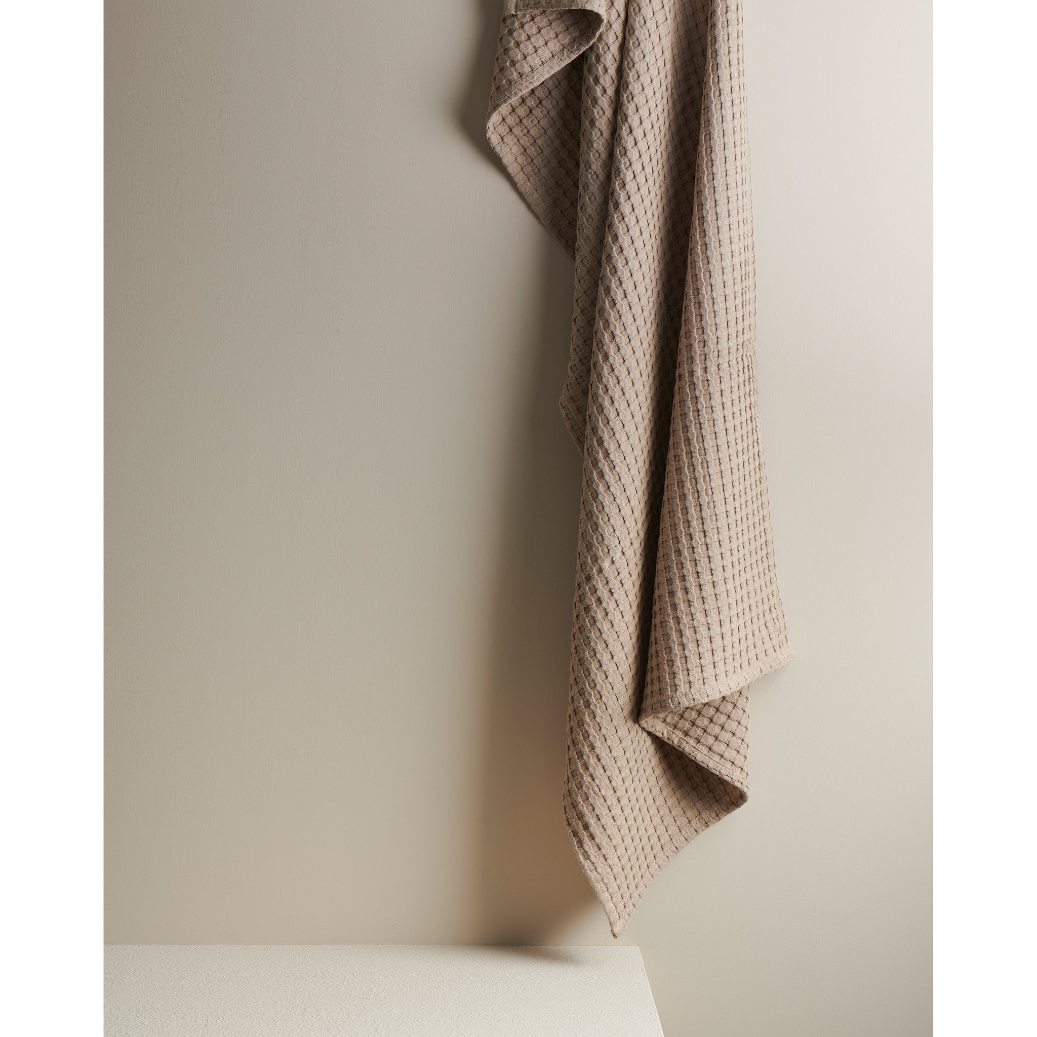 Beehive Cotton Bamboo Waffle XL Bath Towel