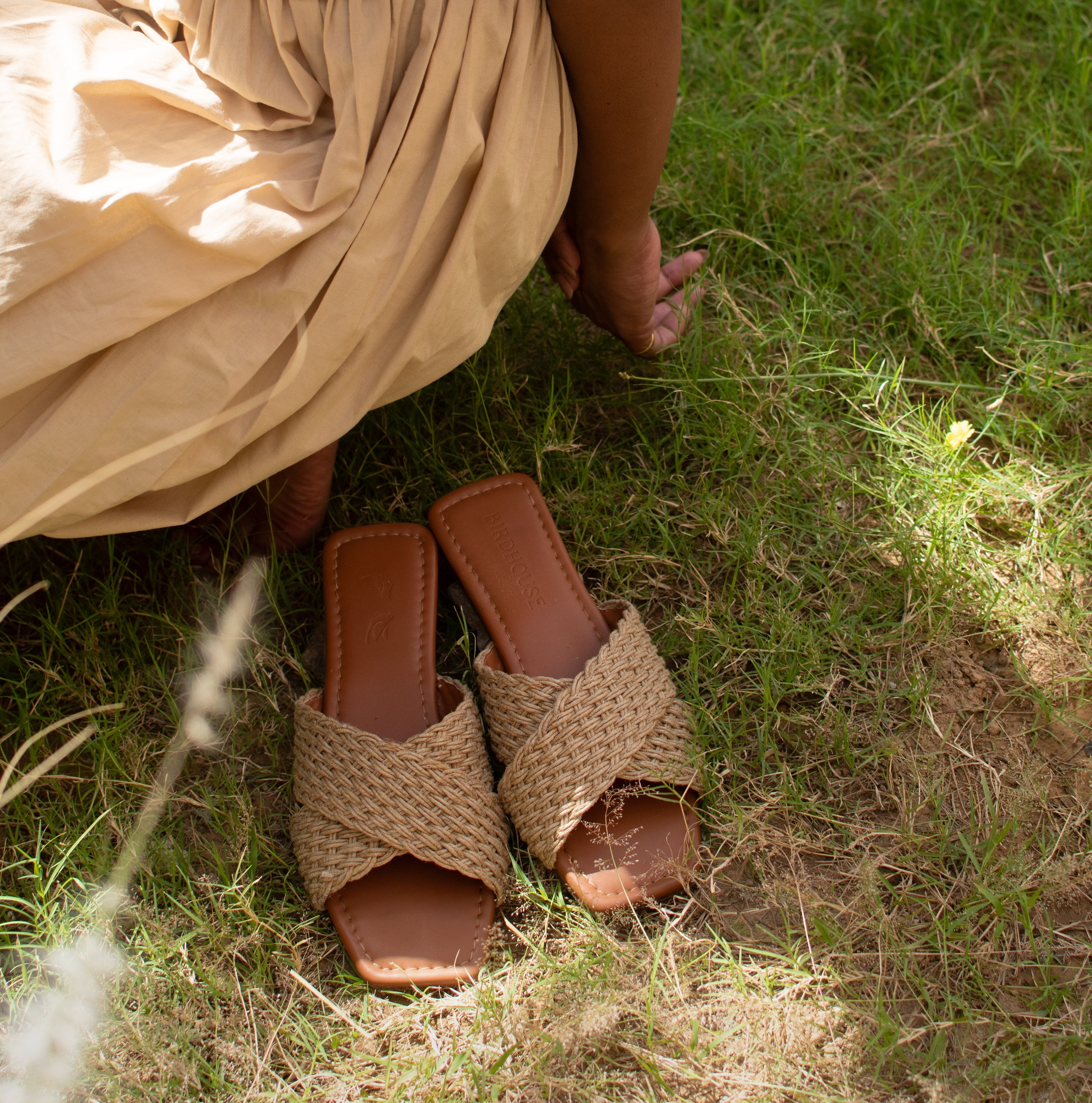 Dark Tan Jute Slides